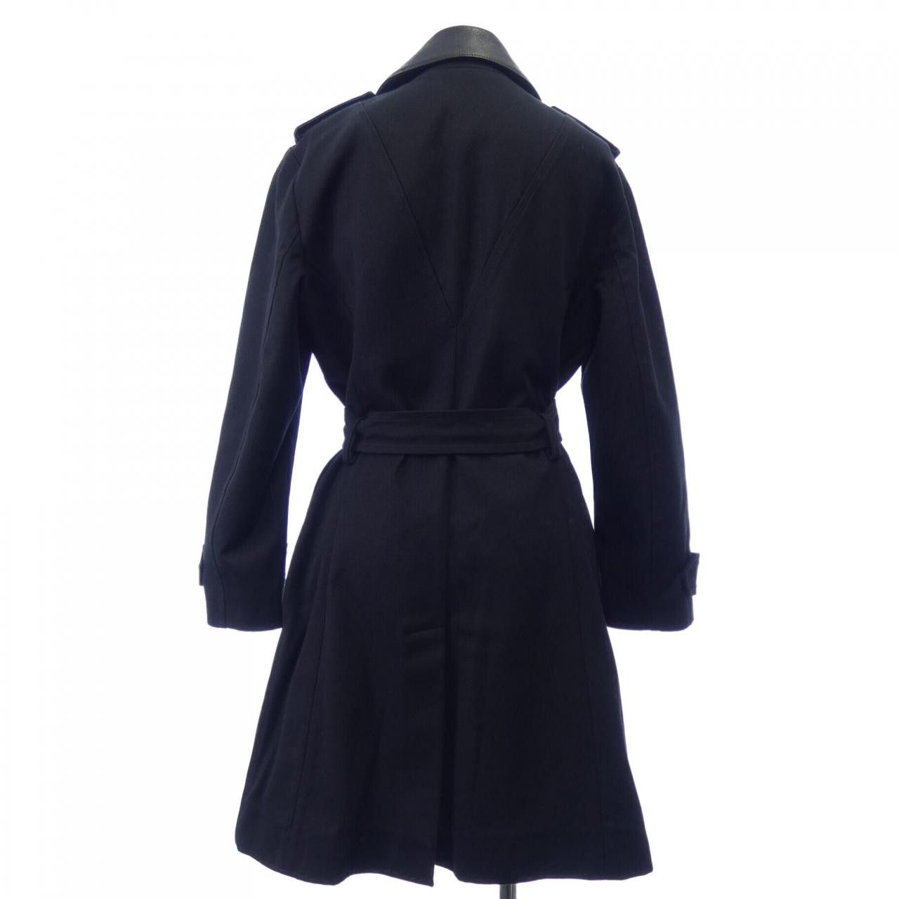 Louis Vuitton Louis Vuitton Louis Vuitton Coat Others Outerwear F2CO08B5T DUTY FREE for USA Size ONE SIZE - 2 Thumbnail