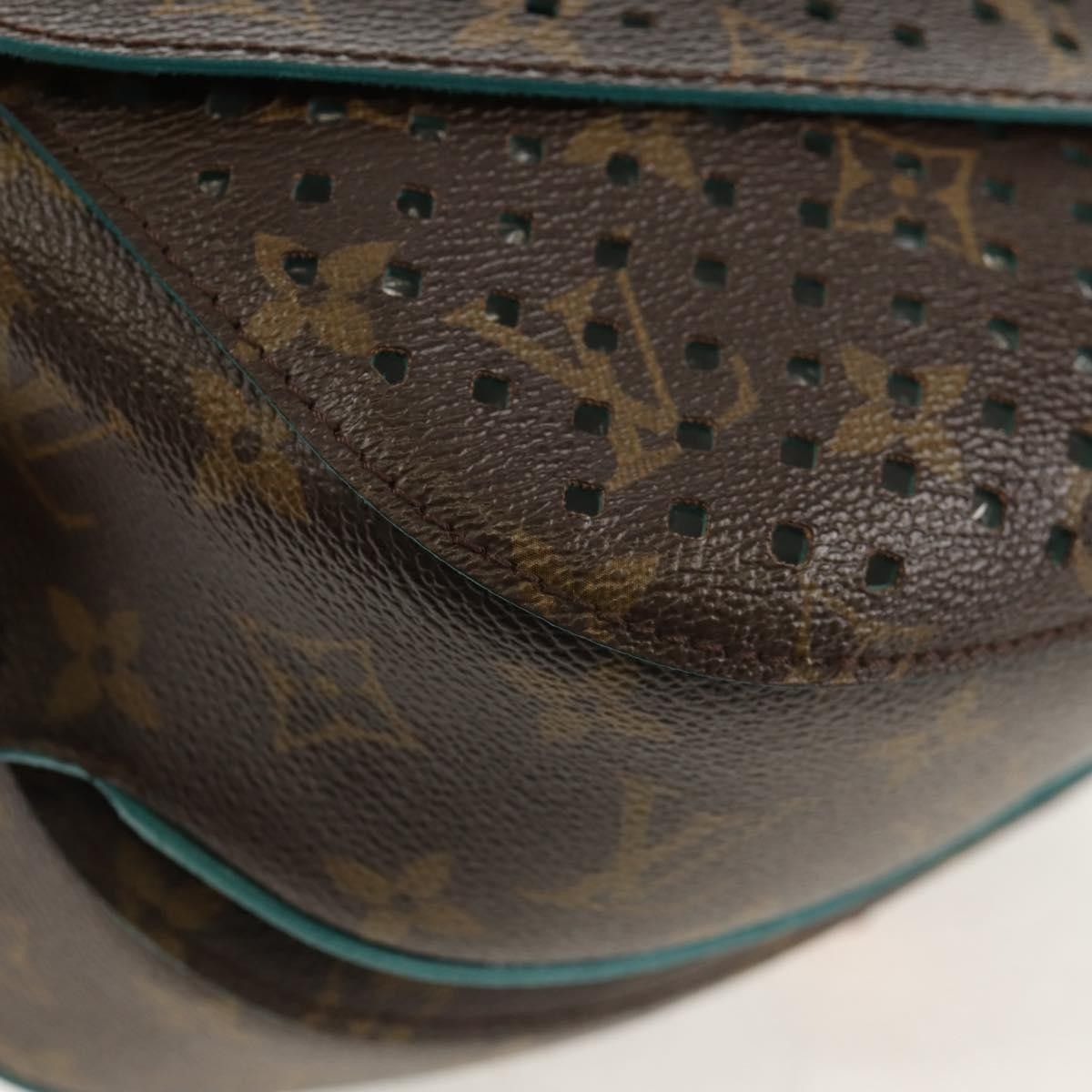 Louis Vuitton Louis Vuitton Flore Saumur Perforated Monogram Canvas Size ONE SIZE - 11 Thumbnail