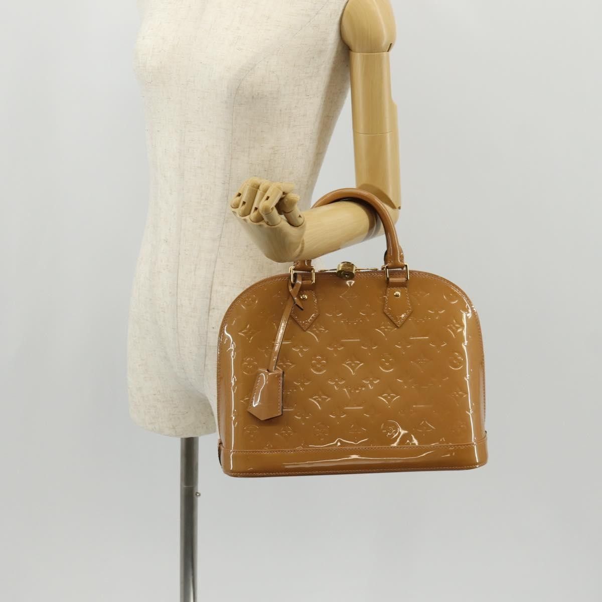 Louis Vuitton Louis Vuitton Alma Handbag Monogram Vernis Size ONE SIZE - 16 Thumbnail