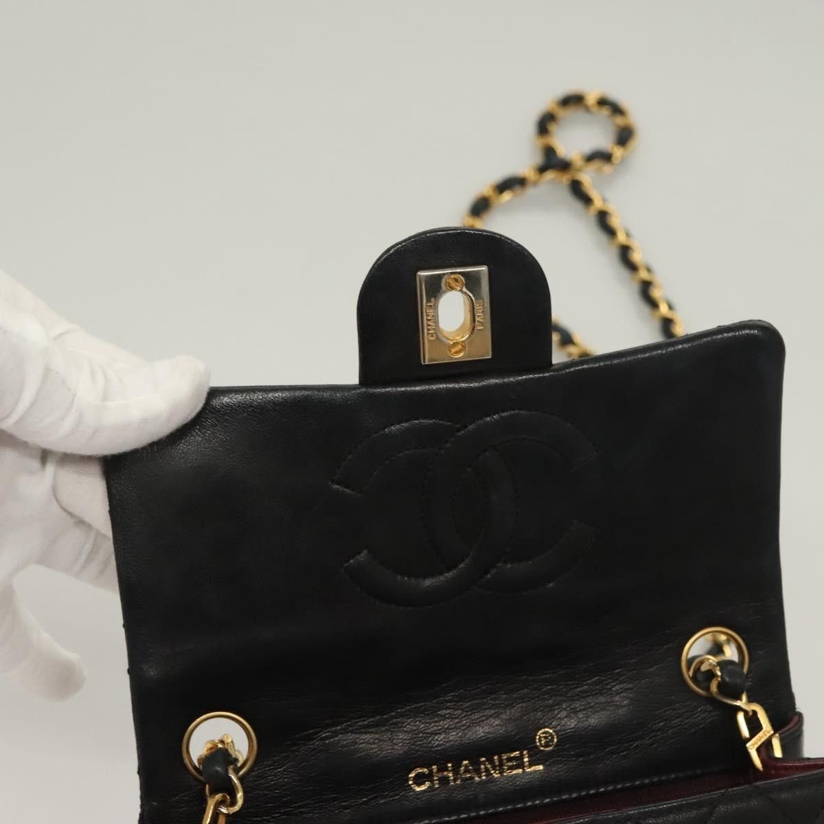 Chanel Chanel Vintage Square Classic Single Flap Bag Quilted Lambskin Size ONE SIZE - 16 Thumbnail