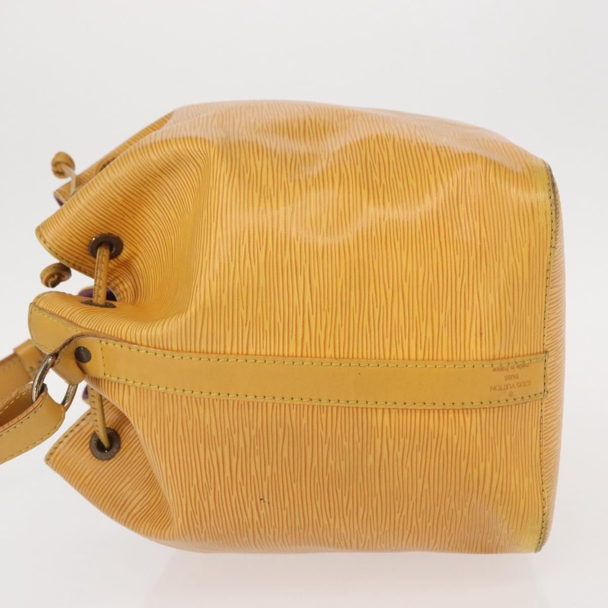 Louis Vuitton Louis Vuitton Petit Noe Handbag Epi Leather Size ONE SIZE - 4 Thumbnail