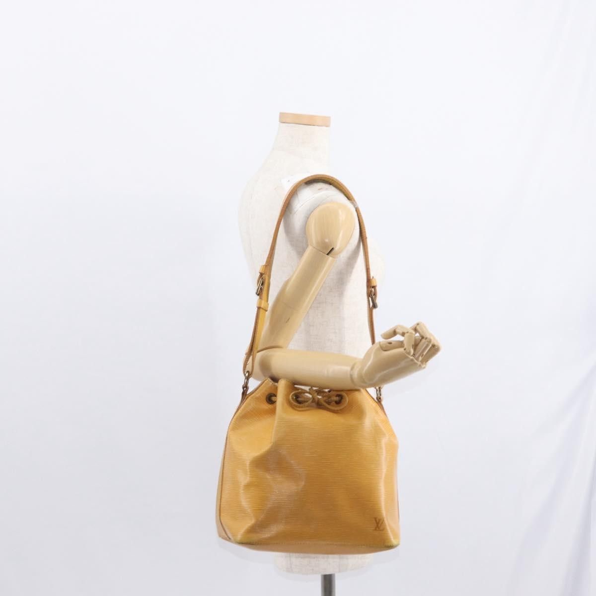Louis Vuitton Louis Vuitton Petit Noe Handbag Epi Leather Size ONE SIZE - 13 Thumbnail