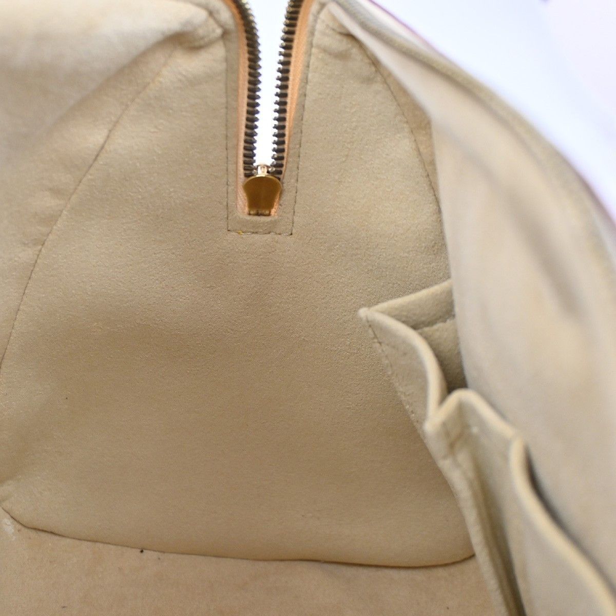 Louis Vuitton Louis Vuitton Berkeley Handbag Damier Size ONE SIZE - 13 Thumbnail