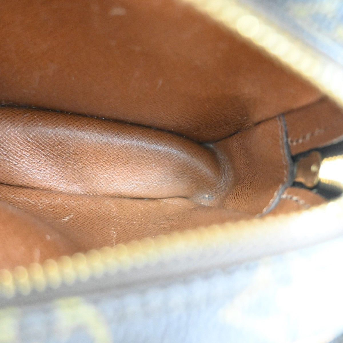 Louis Vuitton Louis Vuitton Amazone Bag Monogram Canvas Size ONE SIZE - 14 Thumbnail