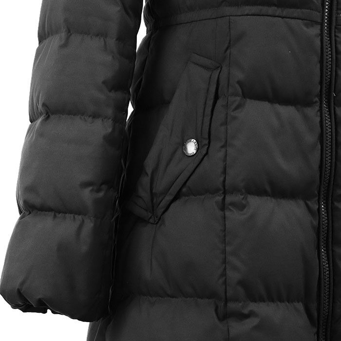 Other Other BLUE LABEL CRESTBRIDGE Polyester Down Coat Others Outerwear DUTY FREE for USA Size ONE SIZE - 13 Thumbnail