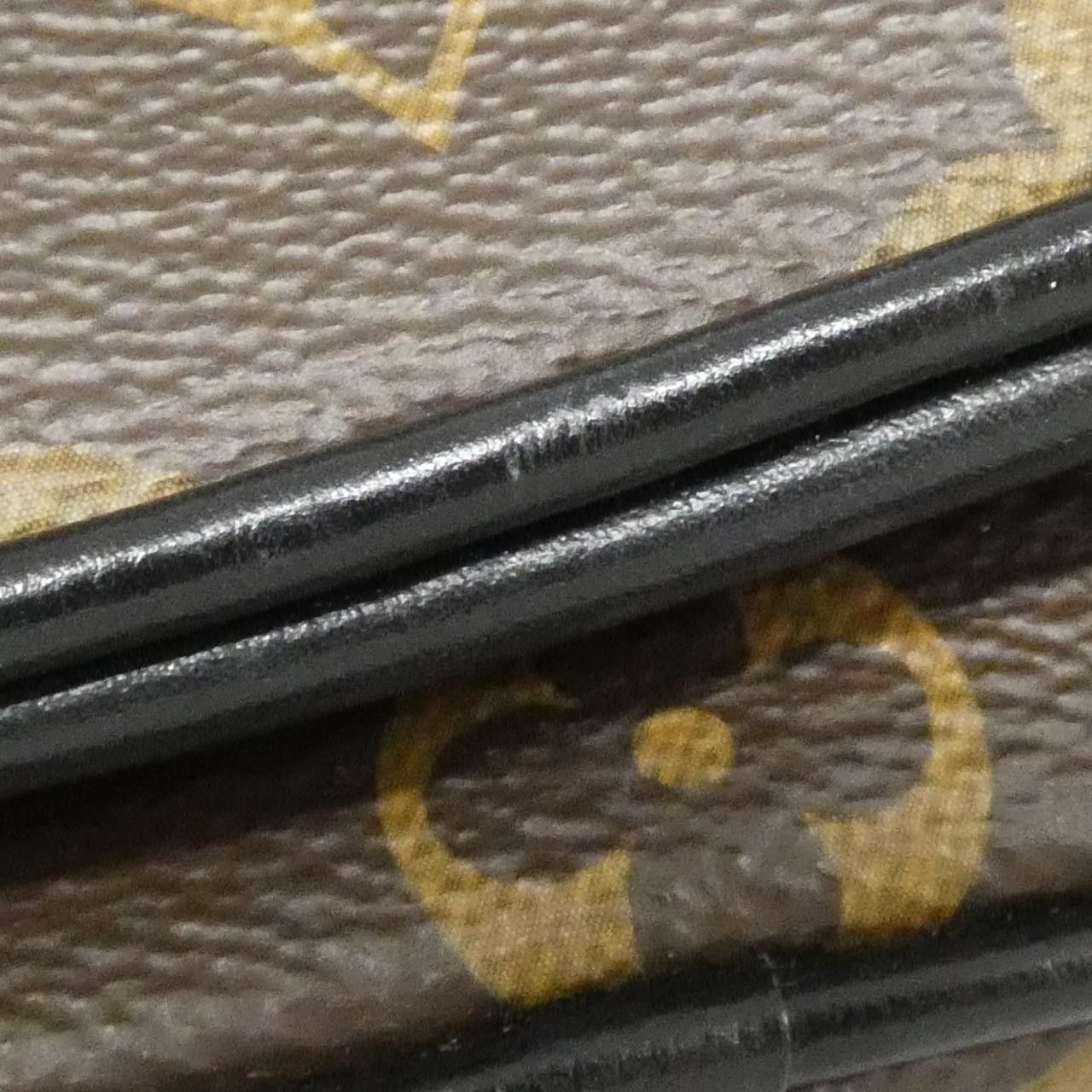 Louis Vuitton Louis Vuitton Louis Vuitton Christopher Monogram Shoulder Bag Canvas Shoulder Bag M69404 DUTY FREE for USA Size ONE SIZE - 6 Thumbnail