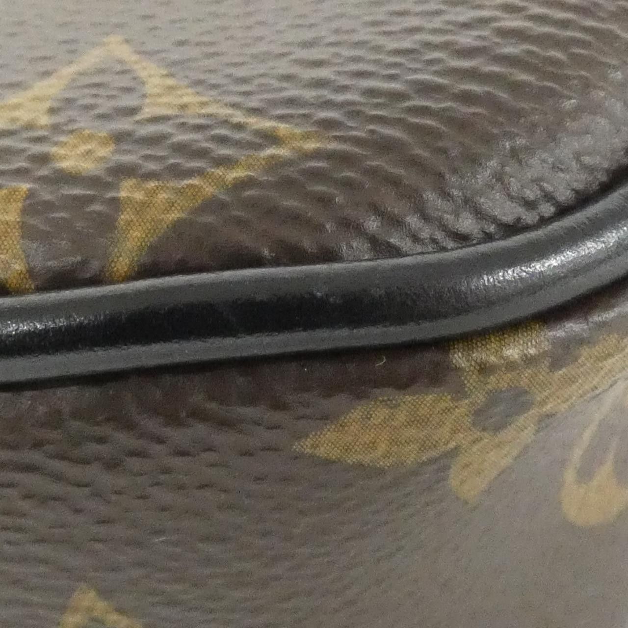 Louis Vuitton Louis Vuitton Louis Vuitton Christopher Monogram Shoulder Bag Canvas Shoulder Bag M69404 DUTY FREE for USA Size ONE SIZE - 3 Thumbnail