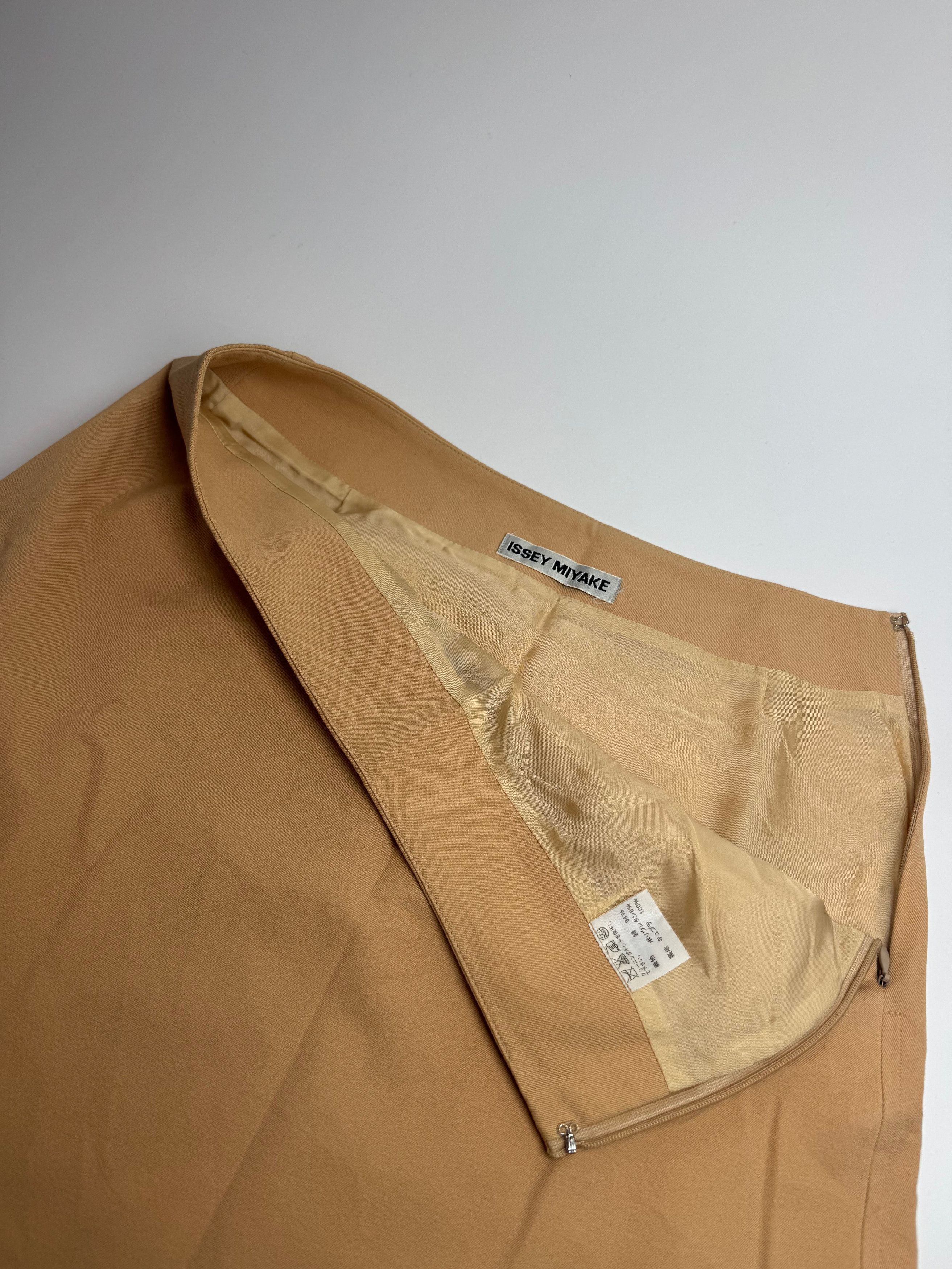 Issey Miyake Vintage Skirt Camel 38/M Size 30" / US 8 / IT 44 - 5 Thumbnail