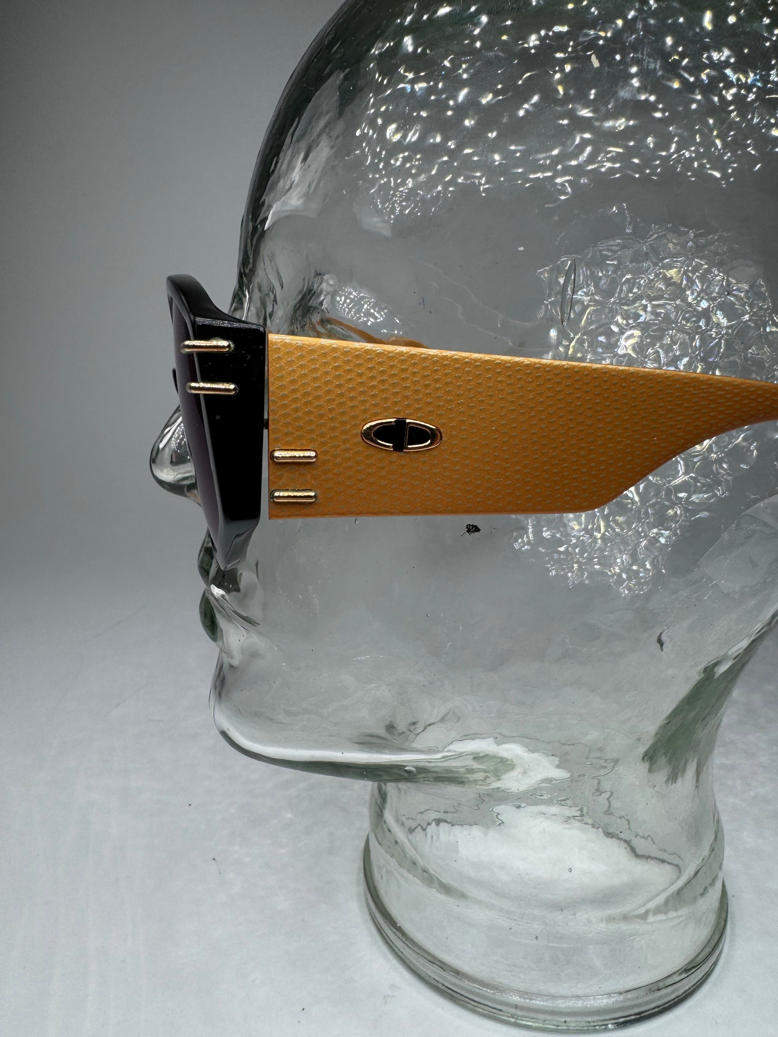 Dior Vintage Snake Emblossed Sunglasses Yellow Black Size ONE SIZE - 2 Thumbnail