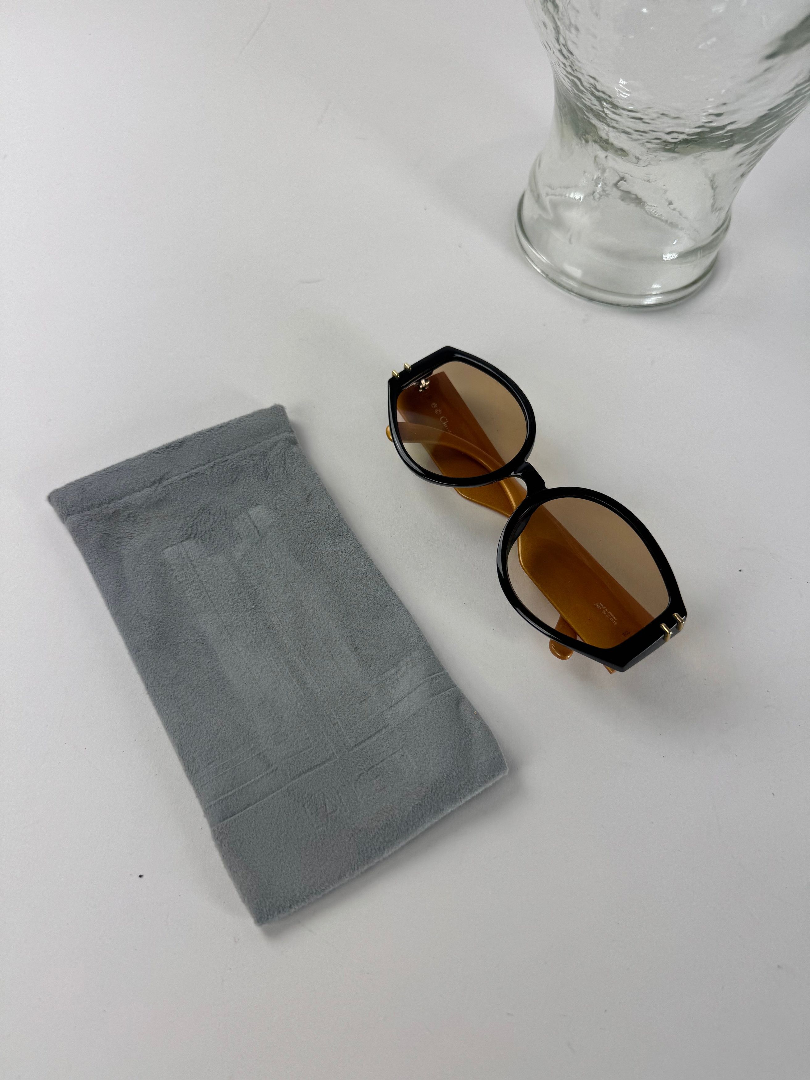 Dior Vintage Snake Emblossed Sunglasses Yellow Black Size ONE SIZE - 9 Thumbnail