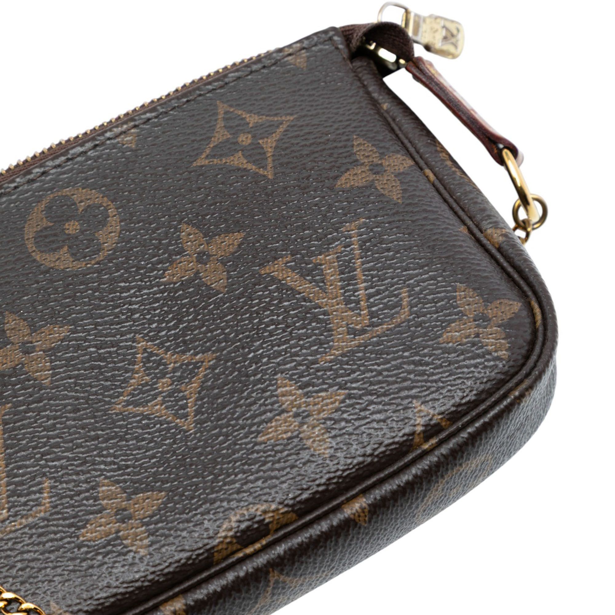 Louis Vuitton Louis Vuitton Monogram Mini Pochette Accessoires Size ONE SIZE - 6 Thumbnail
