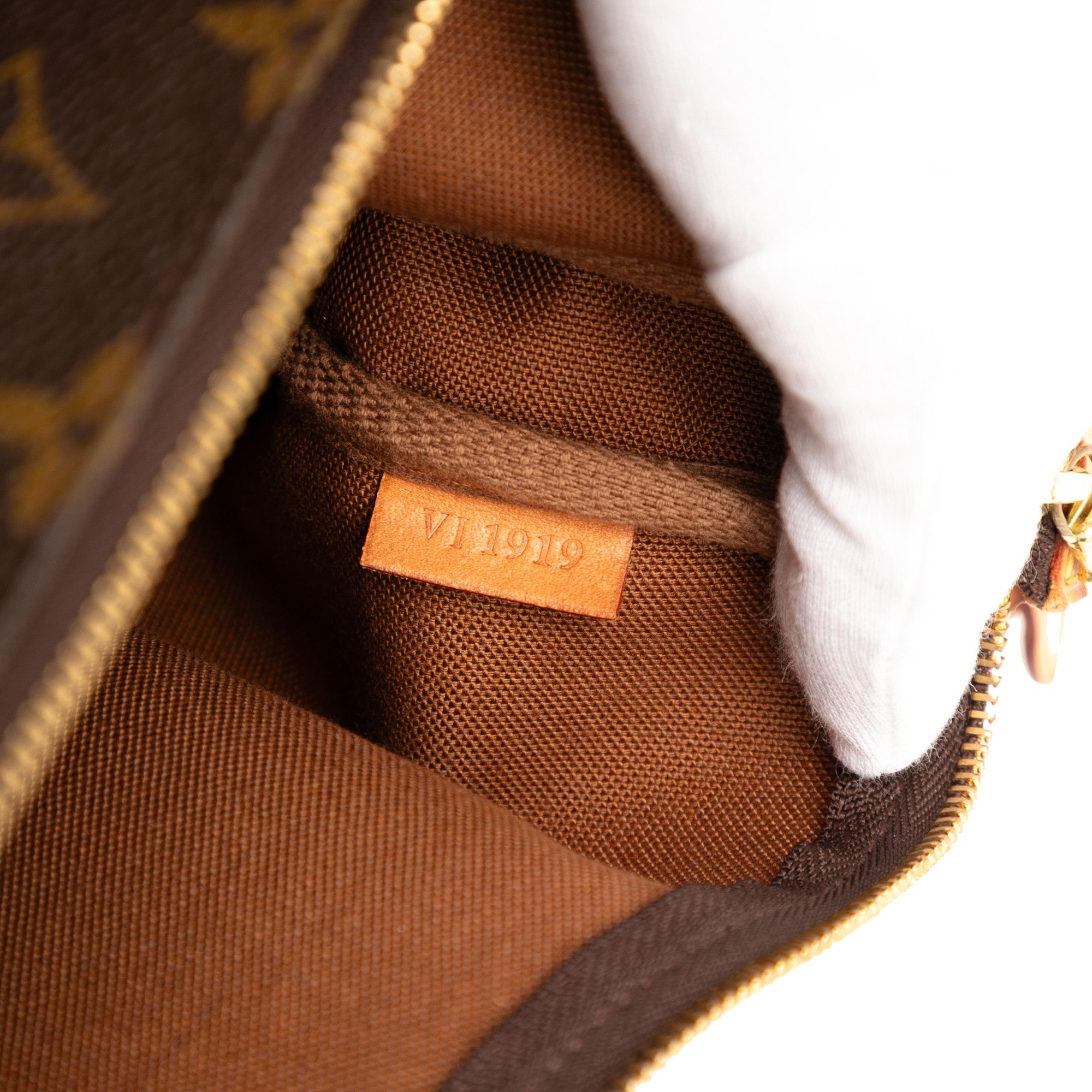 Louis Vuitton Louis Vuitton Monogram Pochette Accessoires Size ONE SIZE - 6 Thumbnail