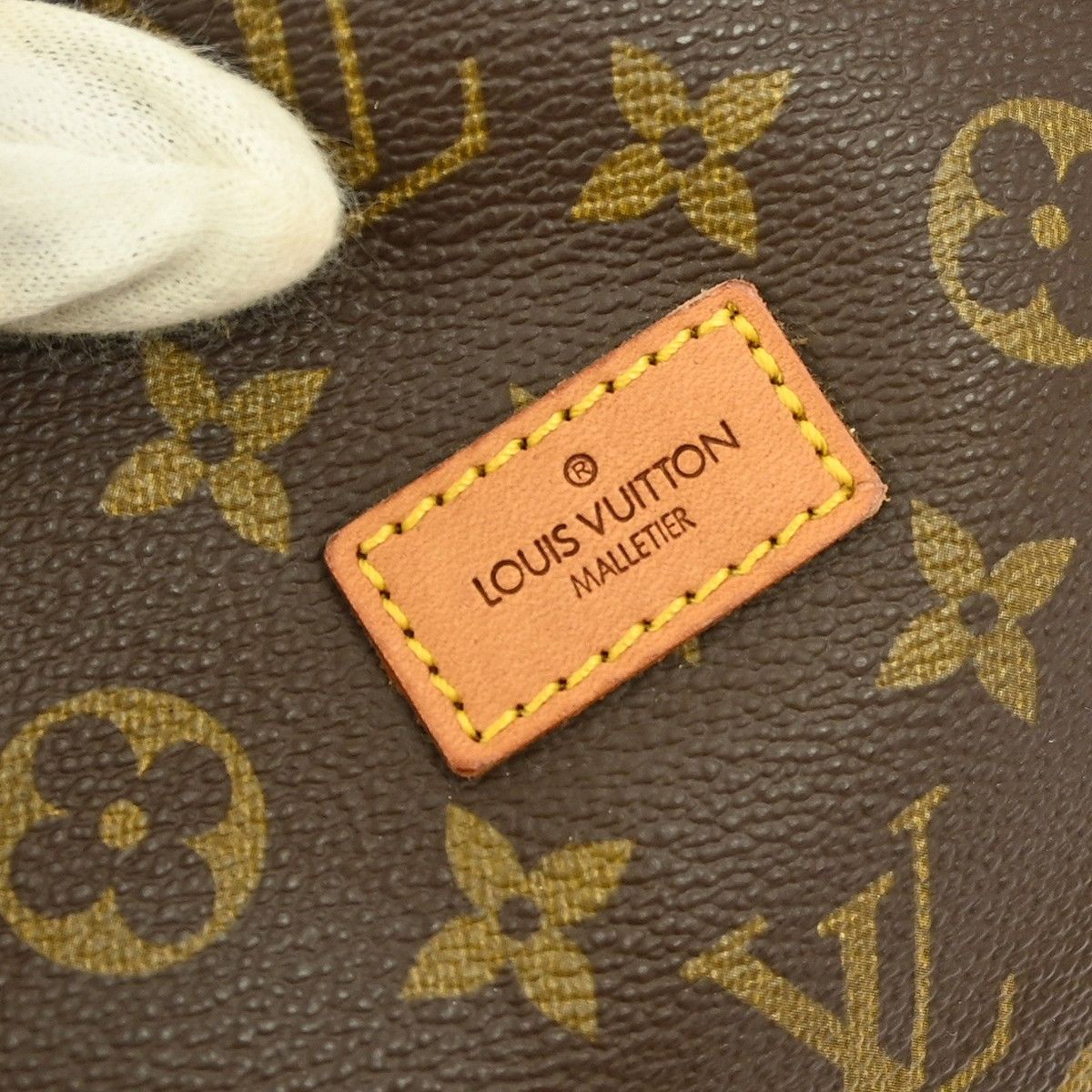 Louis Vuitton Louis Vuitton Saumur Handbag Monogram Canvas Size ONE SIZE - 4 Thumbnail
