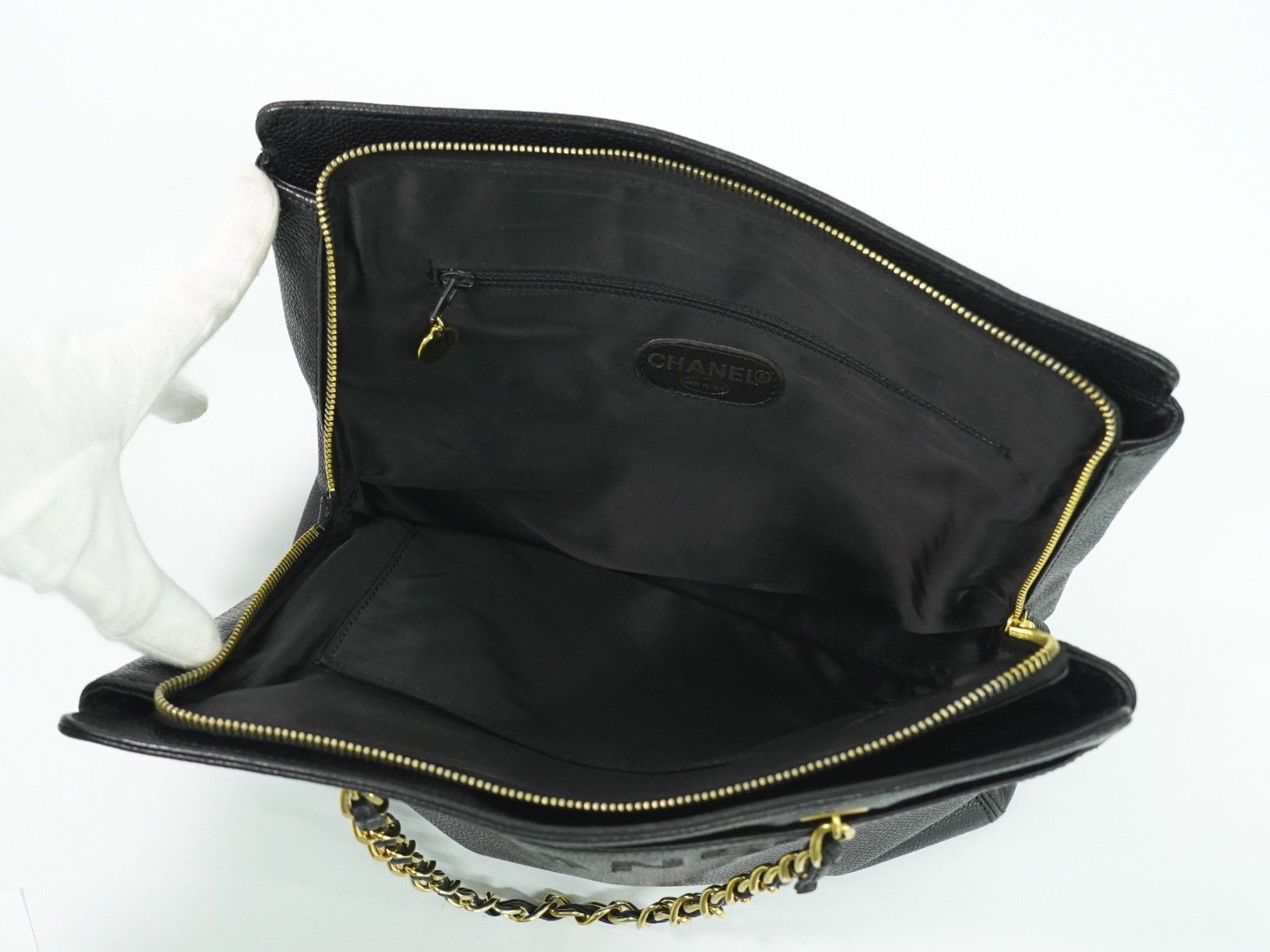 Chanel Chanel Vintage Logo Chain Tote Caviar Size ONE SIZE - 4 Thumbnail