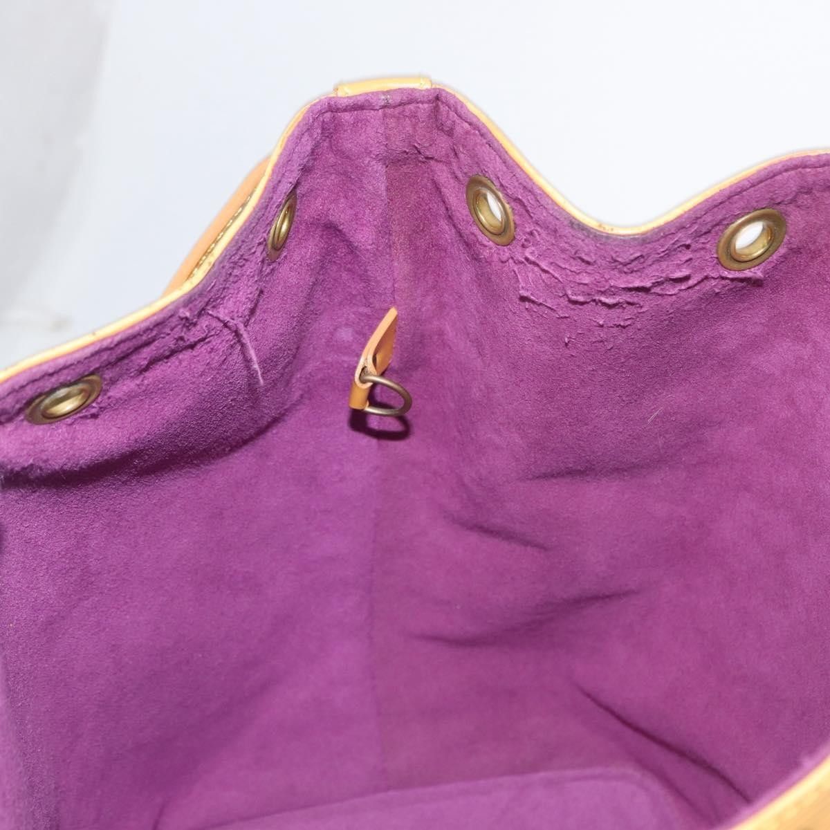 Louis Vuitton Louis Vuitton Petit Noe Handbag Epi Leather Size ONE SIZE - 19 Thumbnail