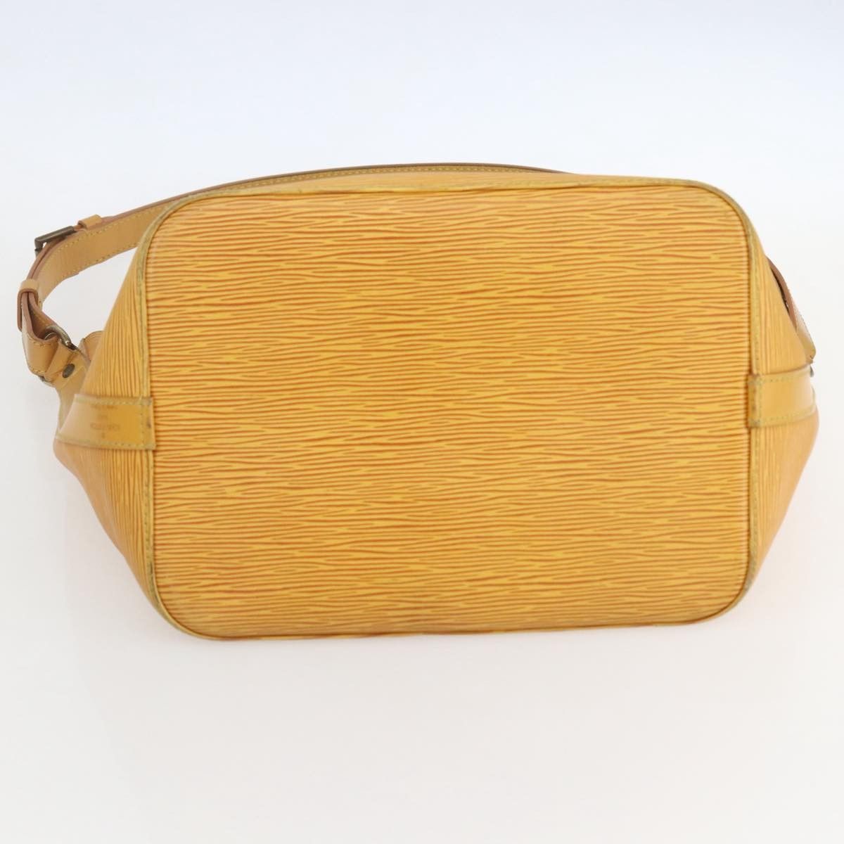 Louis Vuitton Louis Vuitton Petit Noe Handbag Epi Leather Size ONE SIZE - 16 Thumbnail
