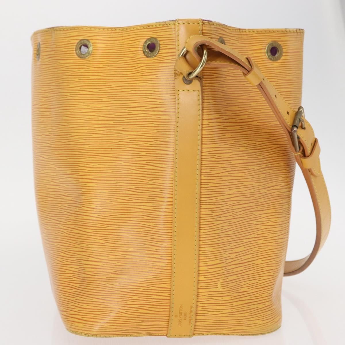 Louis Vuitton Louis Vuitton Petit Noe Handbag Epi Leather Size ONE SIZE - 4 Thumbnail