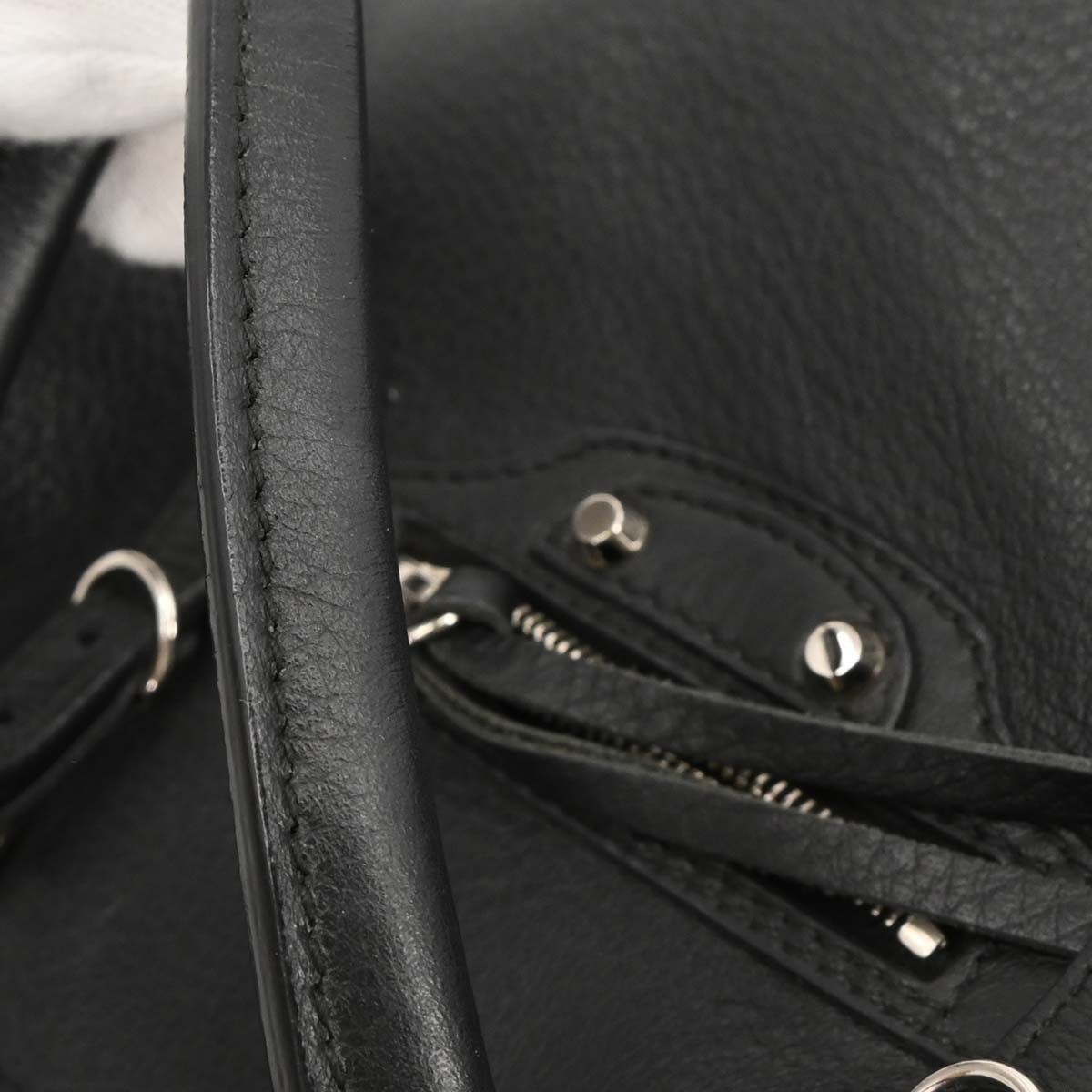 Balenciaga Balenciaga Papier A6 Classic Studs Bag Leather Size ONE SIZE - 6 Thumbnail
