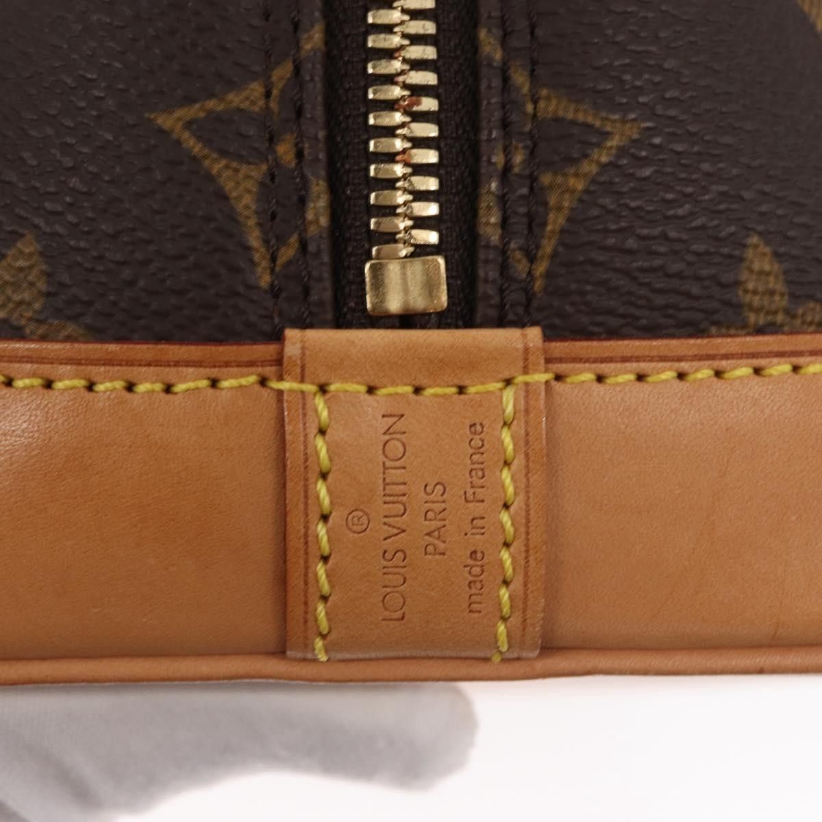 Louis Vuitton Louis Vuitton Alma Handbag Monogram Canvas Size ONE SIZE - 6 Thumbnail