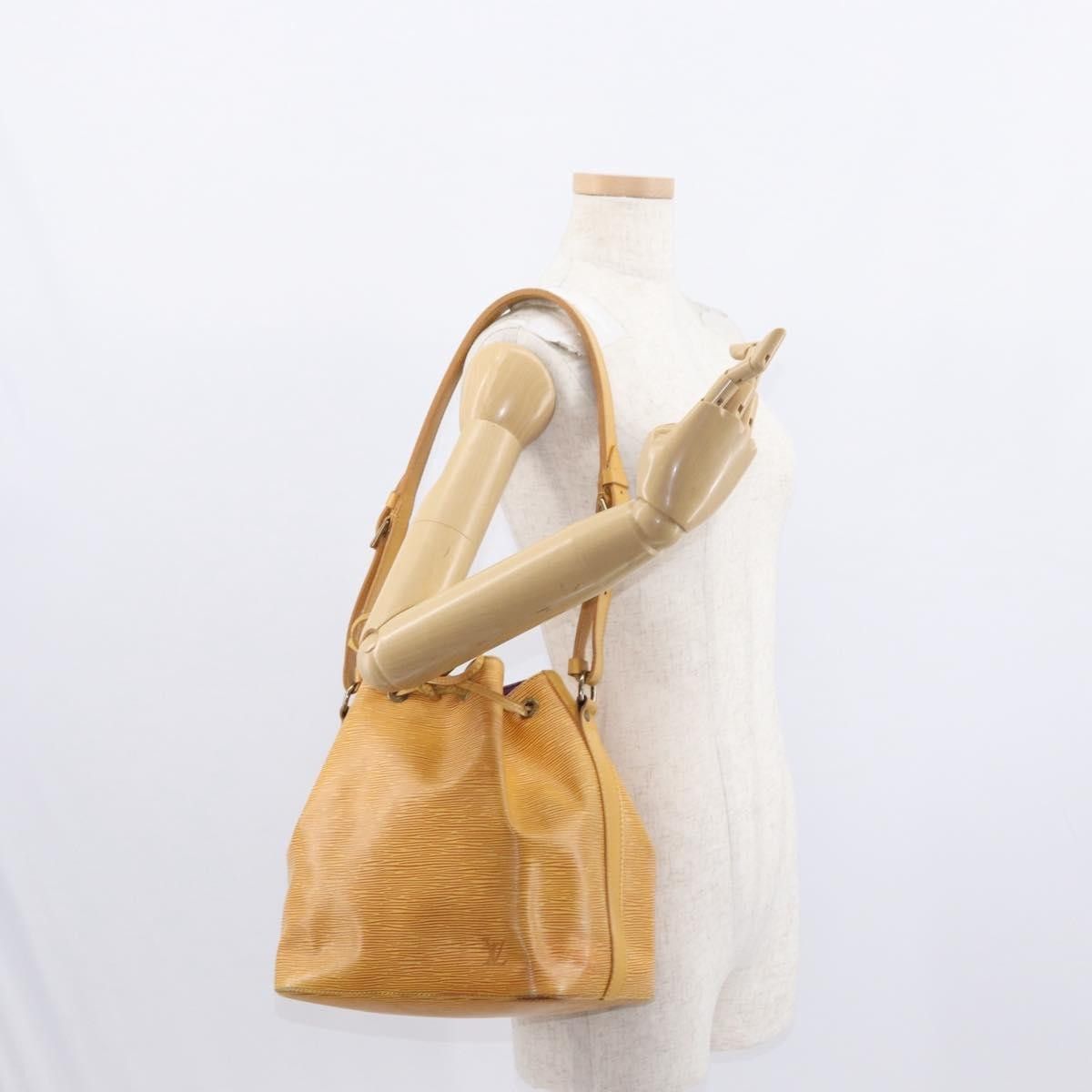 Louis Vuitton Louis Vuitton Petit Noe Handbag Epi Leather Size ONE SIZE - 13 Thumbnail