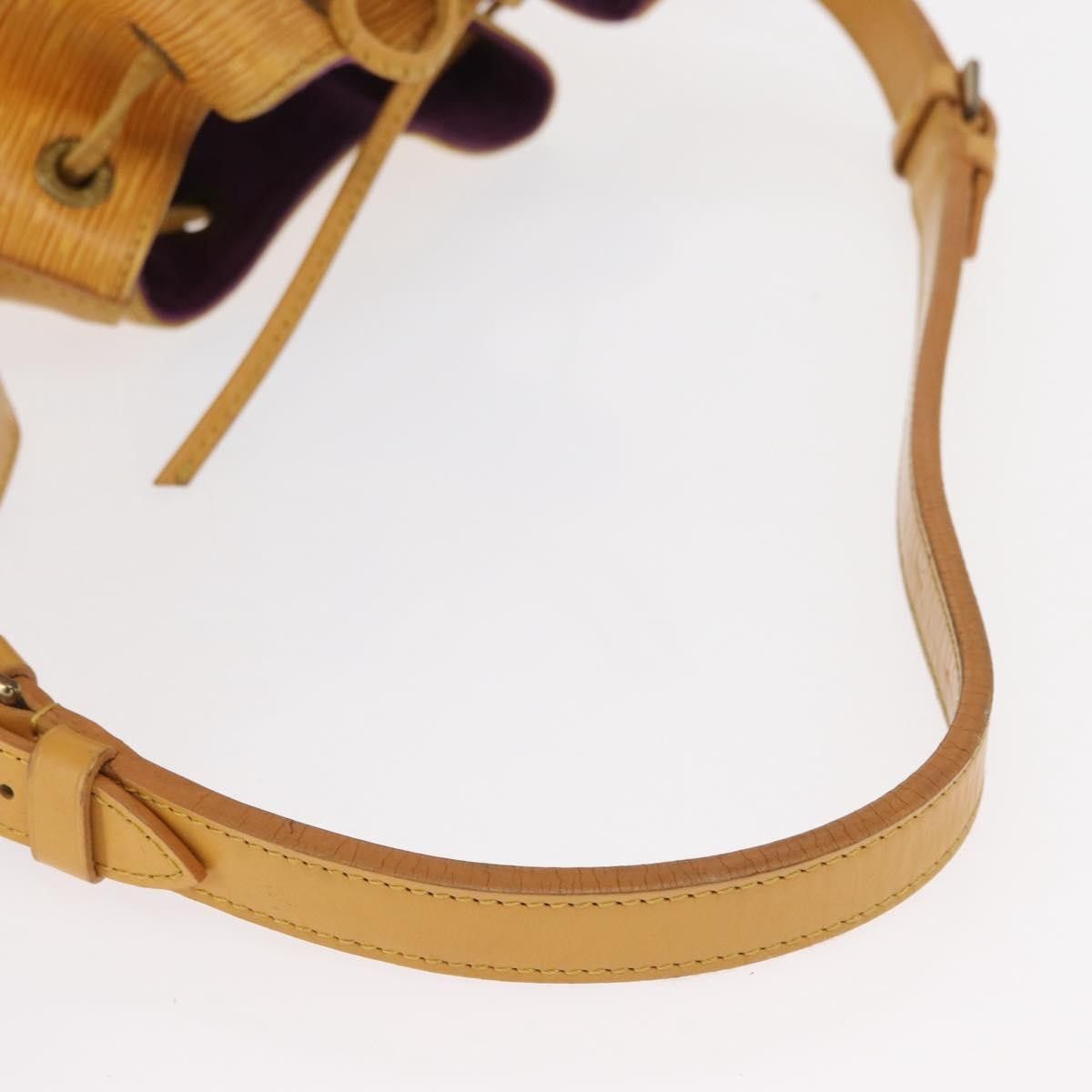 Louis Vuitton Louis Vuitton Petit Noe Handbag Epi Leather Size ONE SIZE - 8 Thumbnail