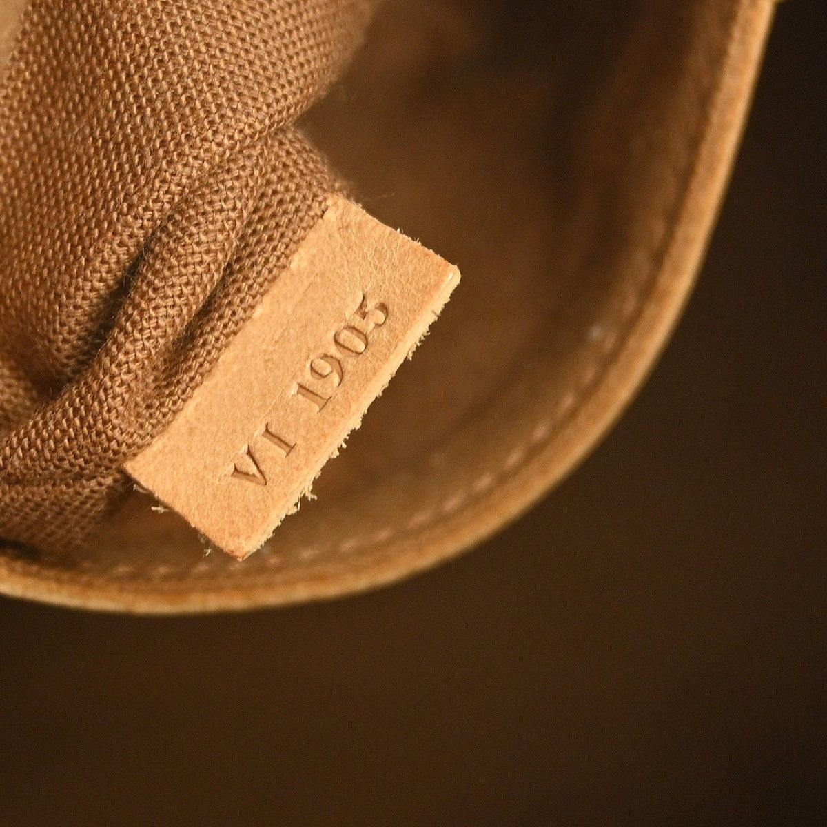 Louis Vuitton Louis Vuitton Alma Handbag Monogram Canvas Size ONE SIZE - 5 Thumbnail