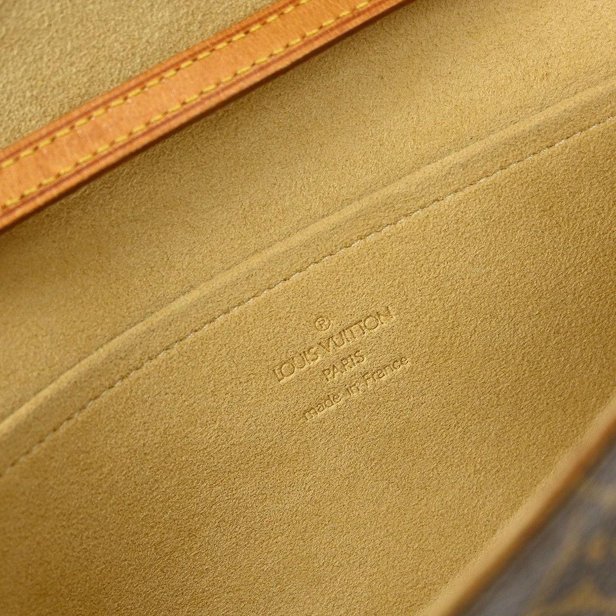 Louis Vuitton Louis Vuitton Twin Handbag Monogram Canvas Size ONE SIZE - 4 Thumbnail