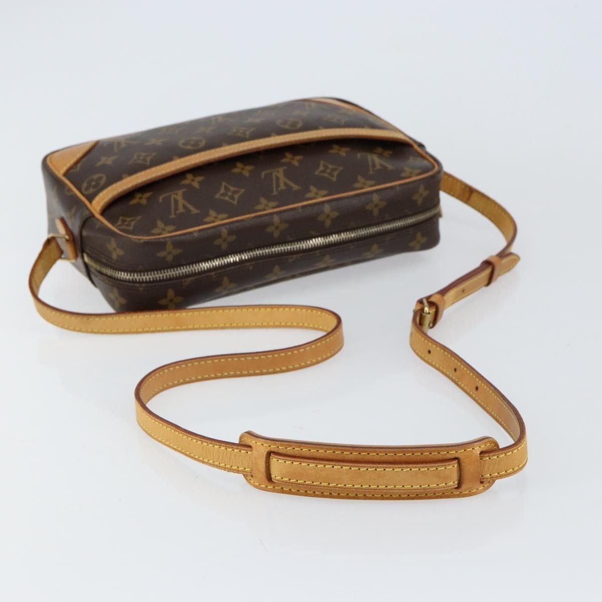 Louis Vuitton Louis Vuitton Trocadero Handbag Monogram Canvas Size ONE SIZE - 7 Thumbnail