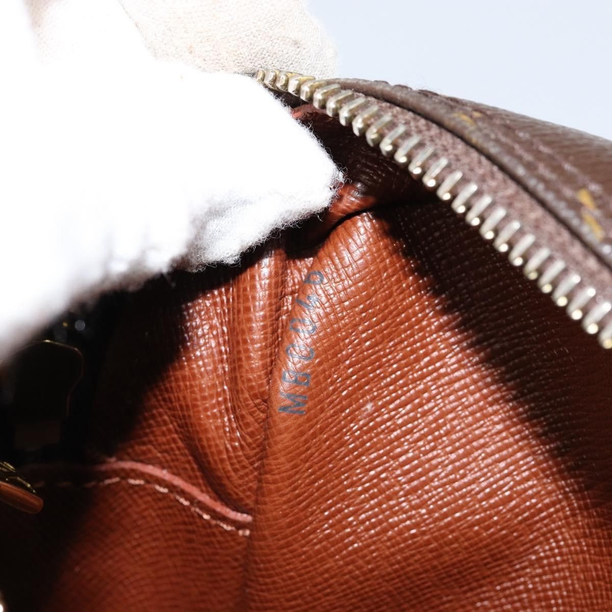 Louis Vuitton Louis Vuitton Trocadero Handbag Monogram Canvas Size ONE SIZE - 24 Thumbnail