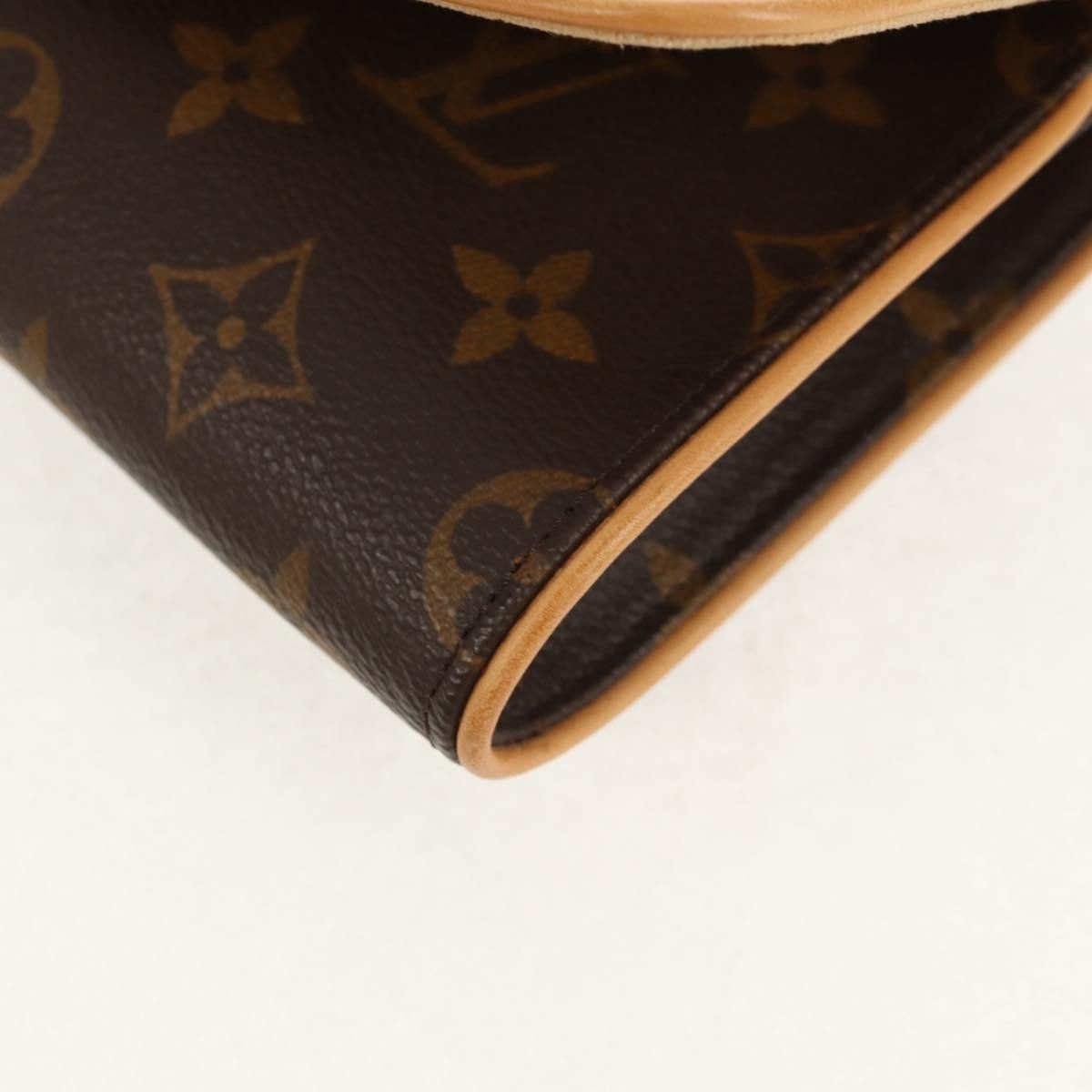 Louis Vuitton Louis Vuitton Twin Handbag Monogram Canvas Size ONE SIZE - 9 Thumbnail