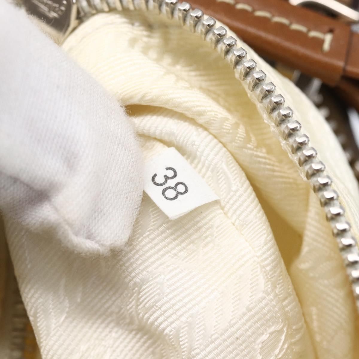 Prada Prada Vintage Nylon and Leather Size ONE SIZE - 6 Thumbnail