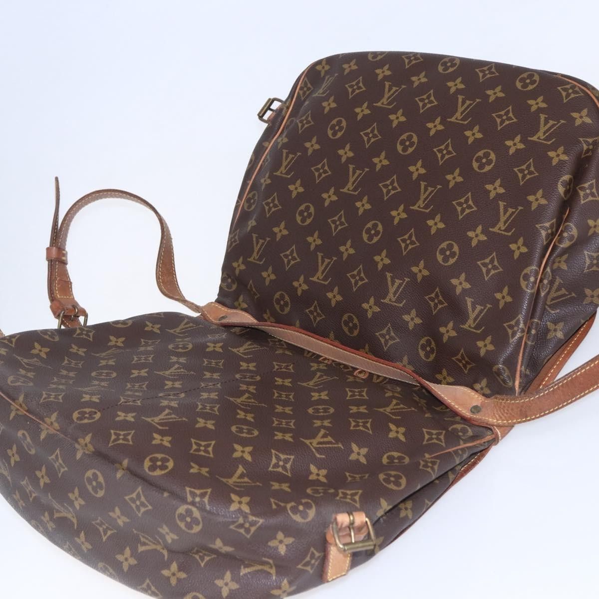 Louis Vuitton Louis Vuitton Saumur Handbag Monogram Canvas Size ONE SIZE - 17 Thumbnail