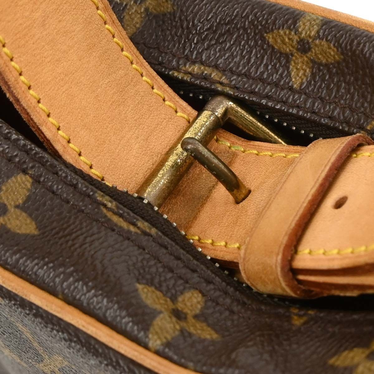 Louis Vuitton Louis Vuitton Croissant Handbag Monogram Canvas Size ONE SIZE - 6 Thumbnail