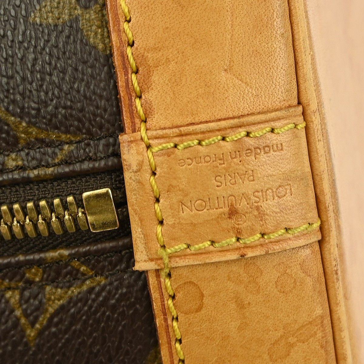 Louis Vuitton Louis Vuitton Alma Handbag Monogram Canvas Size ONE SIZE - 4 Thumbnail