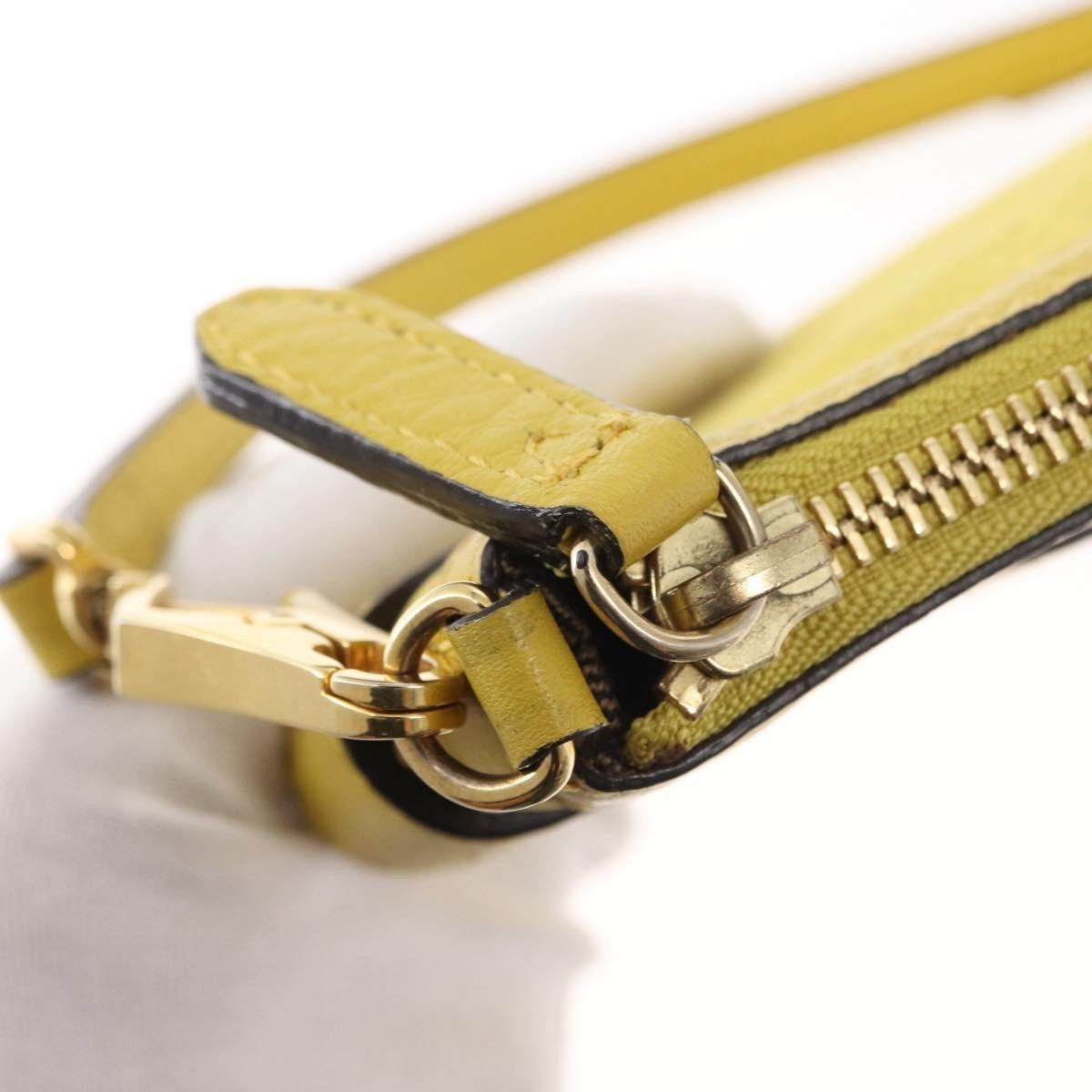 Burberry Burberry Vintage Leather Size ONE SIZE - 14 Thumbnail
