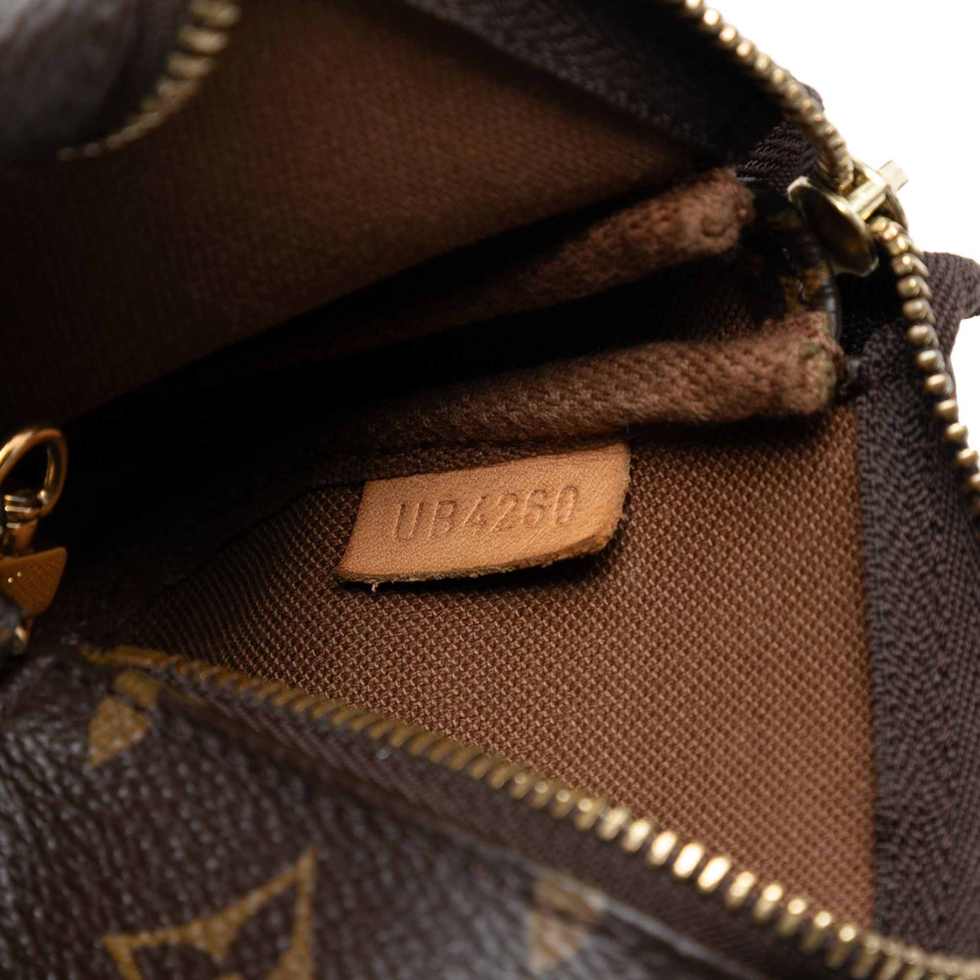 Louis Vuitton Louis Vuitton Monogram Mini Pochette Accessoires Size ONE SIZE - 5 Thumbnail