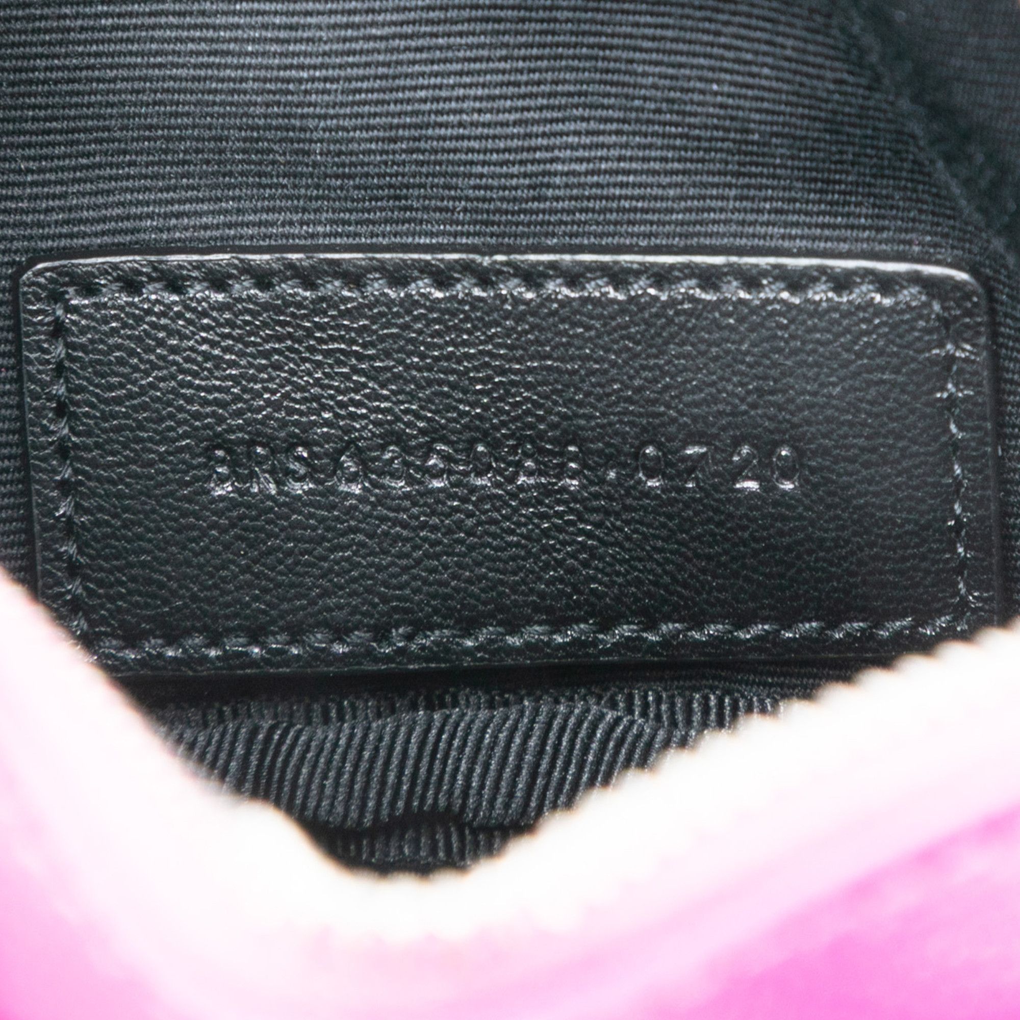 Yves Saint Laurent Yves Saint Laurent Baby Matelasse Grain De Poudre Monogram Lou Camera Bag Size ONE SIZE - 5 Thumbnail