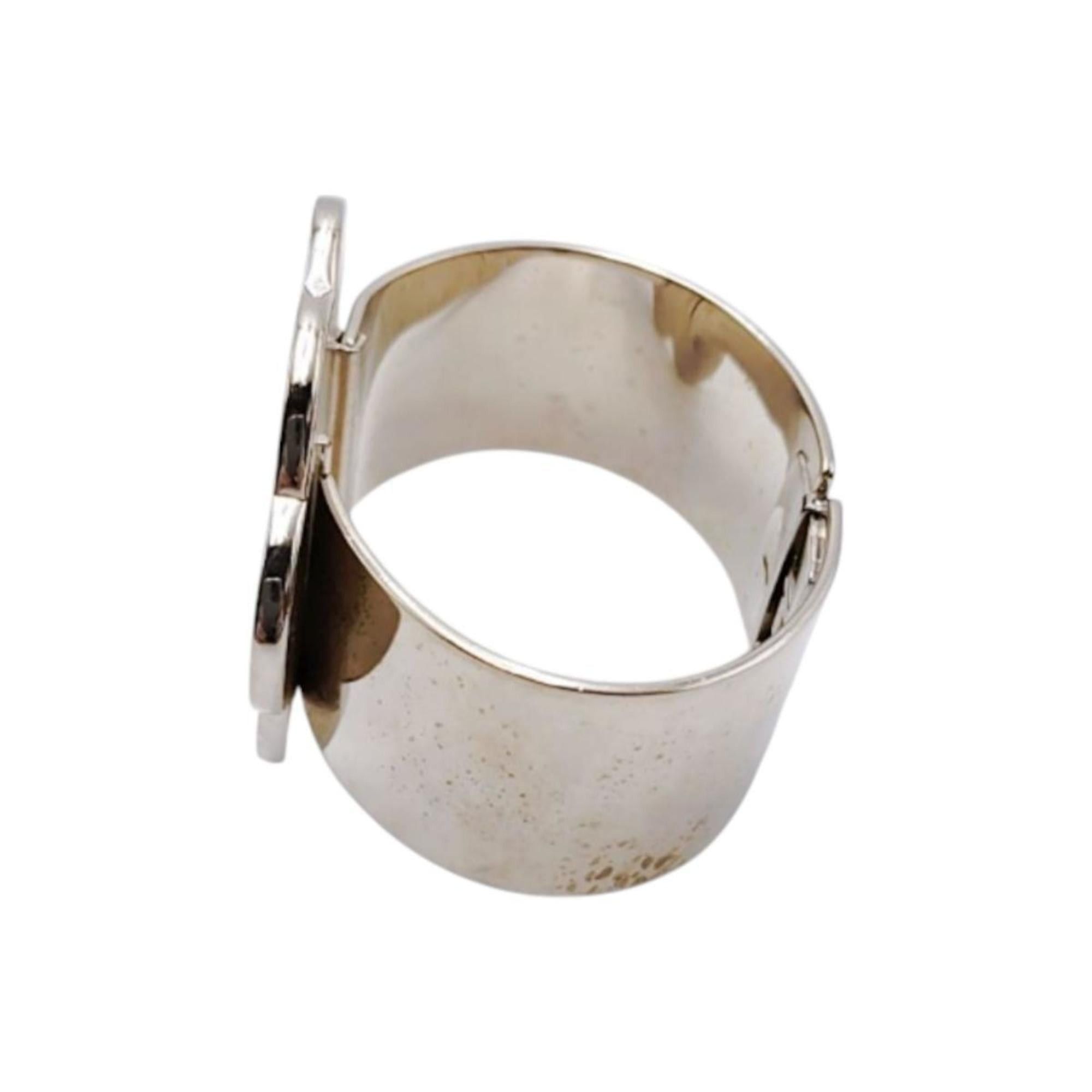 Chanel CHANEL Bangle Bracelet 98P Camellia Metal Black x White Size ONE SIZE - 3 Thumbnail