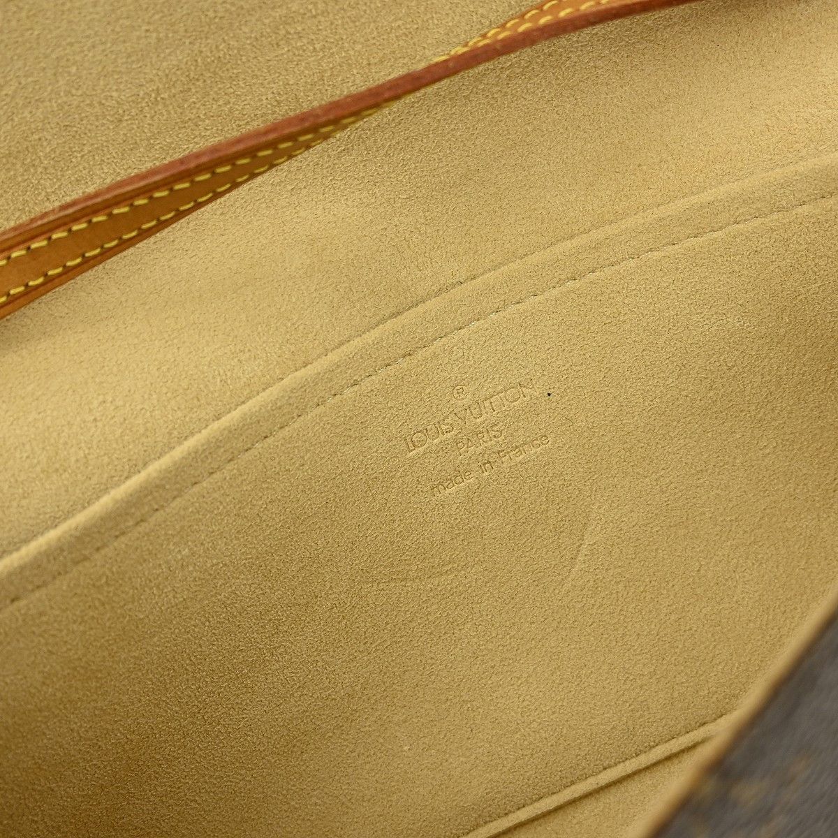 Louis Vuitton Louis Vuitton Twin Handbag Monogram Canvas Size ONE SIZE - 4 Thumbnail