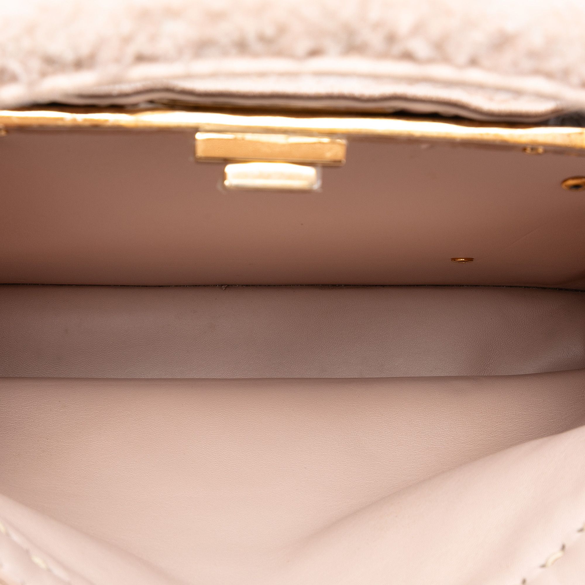 Fendi Fendi Large Shearling Peekaboo ISeeU Satchel Size ONE SIZE - 4 Thumbnail