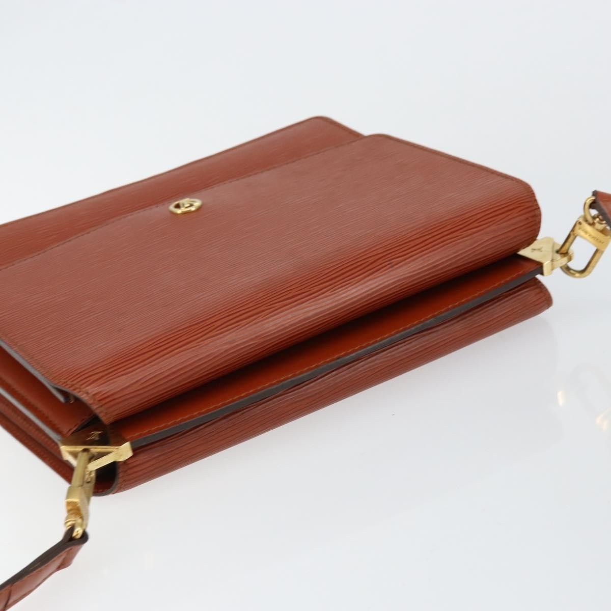 Louis Vuitton Louis Vuitton Grenelle Epi Leather Size ONE SIZE - 16 Thumbnail