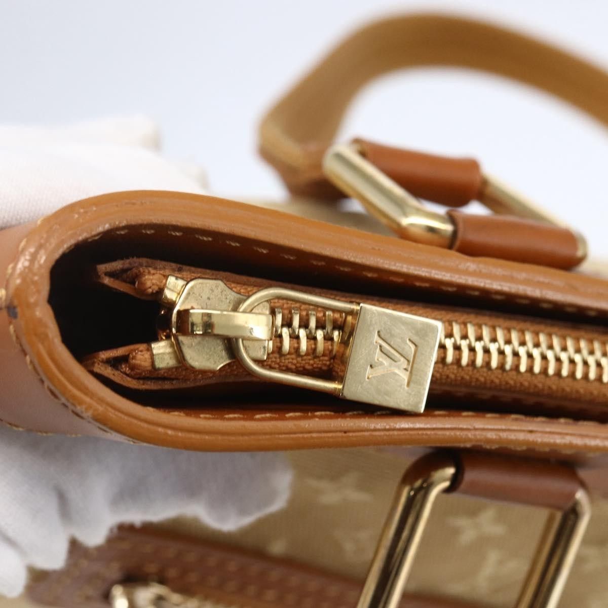 Louis Vuitton Louis Vuitton Lucille Handbag Mini Lin Size ONE SIZE - 13 Thumbnail