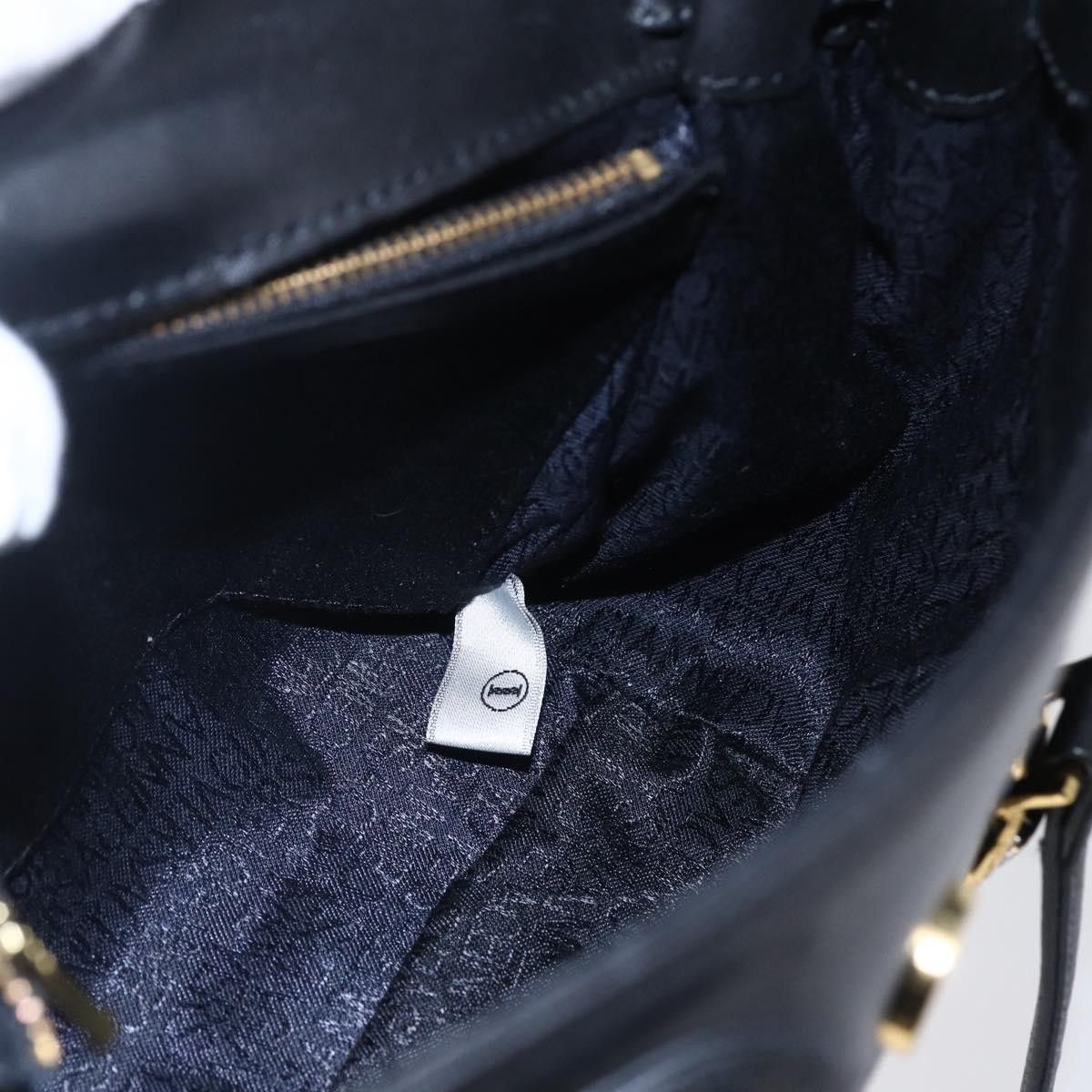 Versace Versace Vintage Shoulder Bag Leather Size ONE SIZE - 19 Thumbnail