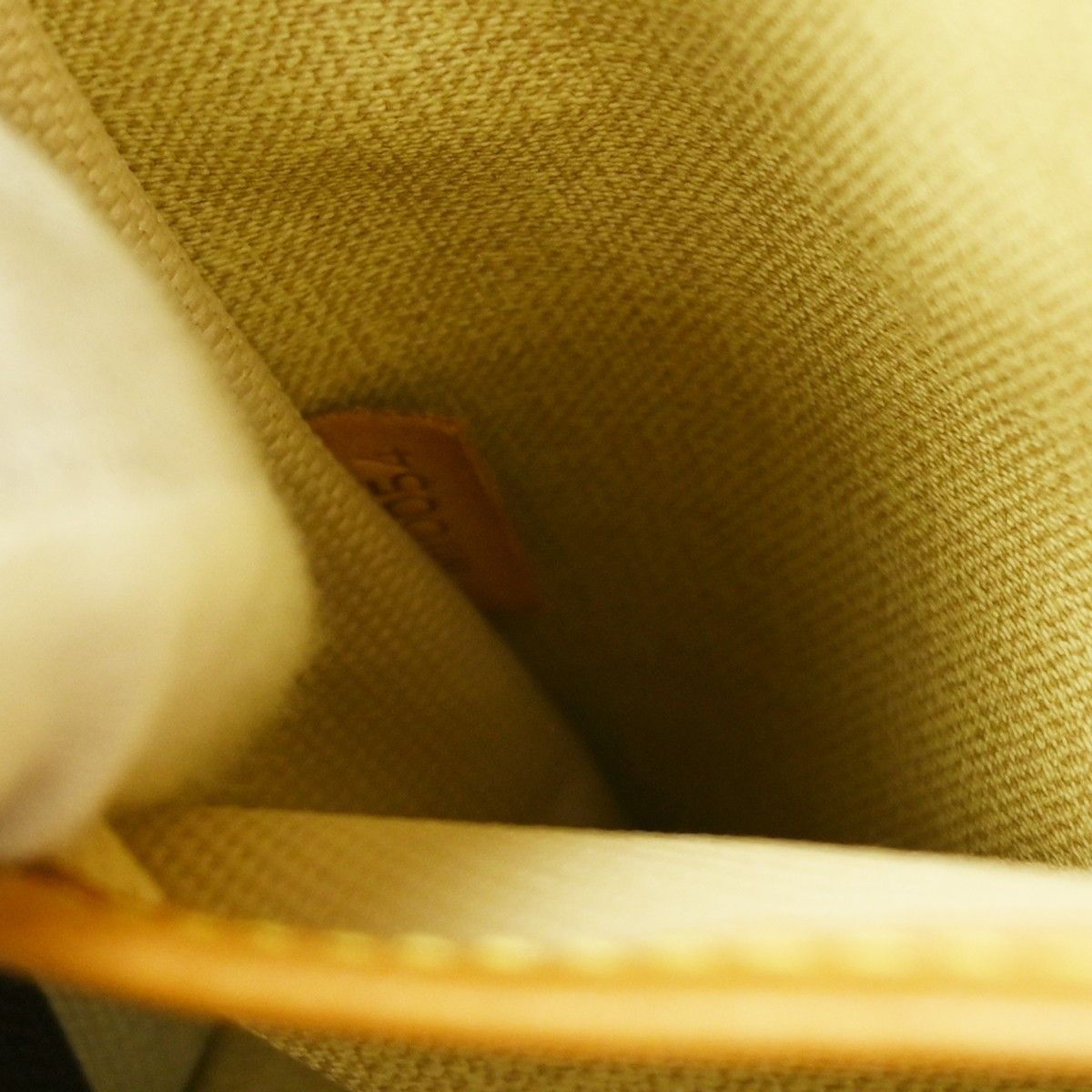 Louis Vuitton Louis Vuitton Trouville Handbag Monogram Canvas Size ONE SIZE - 5 Thumbnail