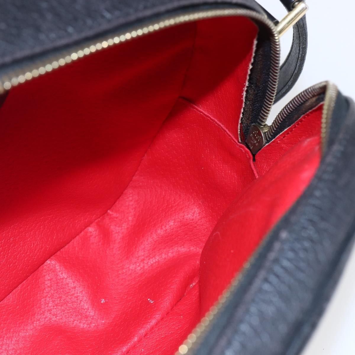 Celine Celine Vintage Triomphe Shoulder Bag Leather Size ONE SIZE - 20 Thumbnail
