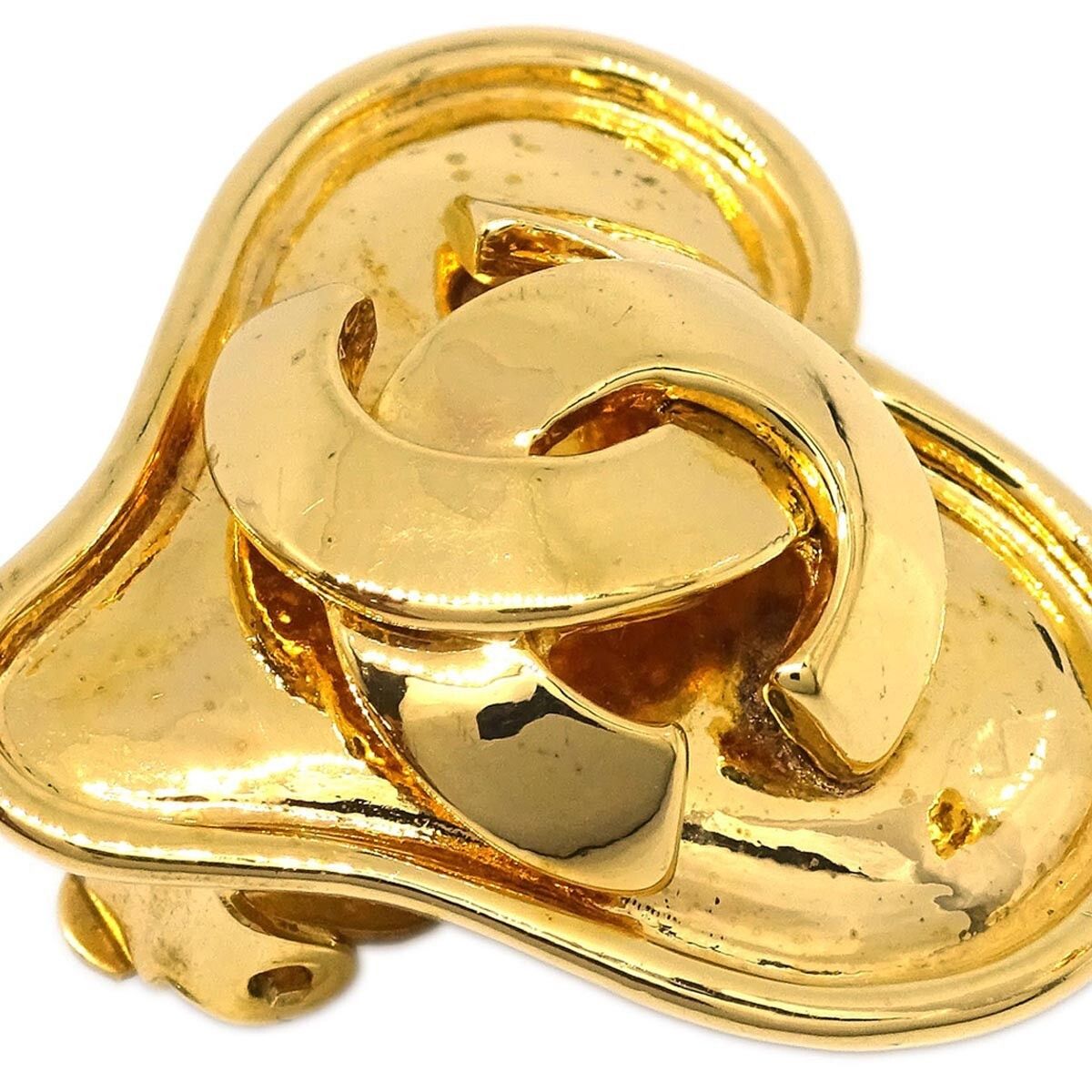 Chanel Chanel CC logo heart Gold-plated Size ONE SIZE - 3 Thumbnail