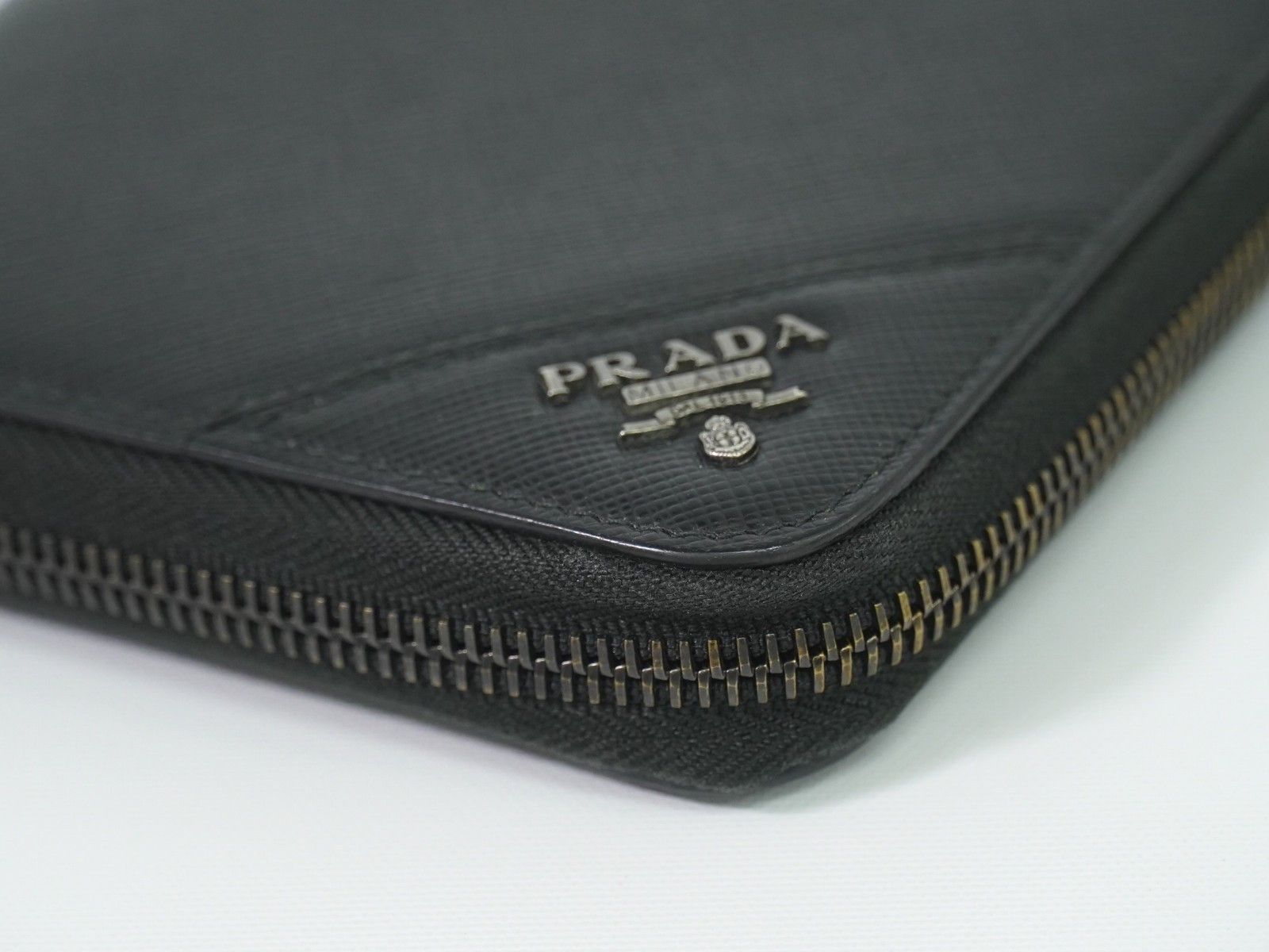 Prada Prada Zip Around Tab Wallet Saffiano Leather Size ONE SIZE - 6 Thumbnail