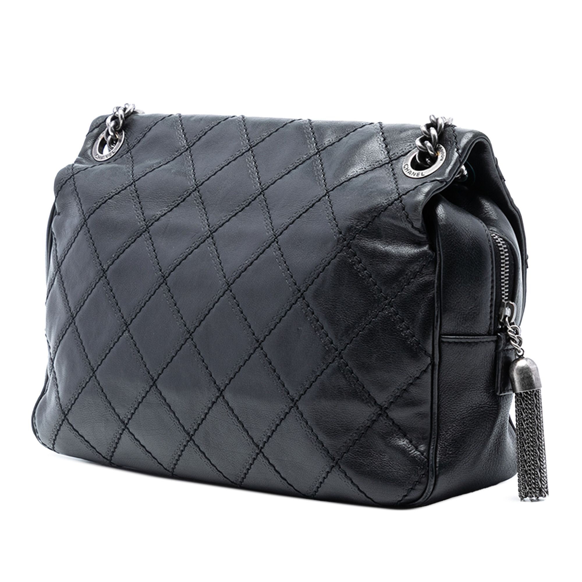 Chanel Chanel Paris Edinburgh Jumbo Quilted Calfskin Coco Sporran Flap Size ONE SIZE - 2 Thumbnail