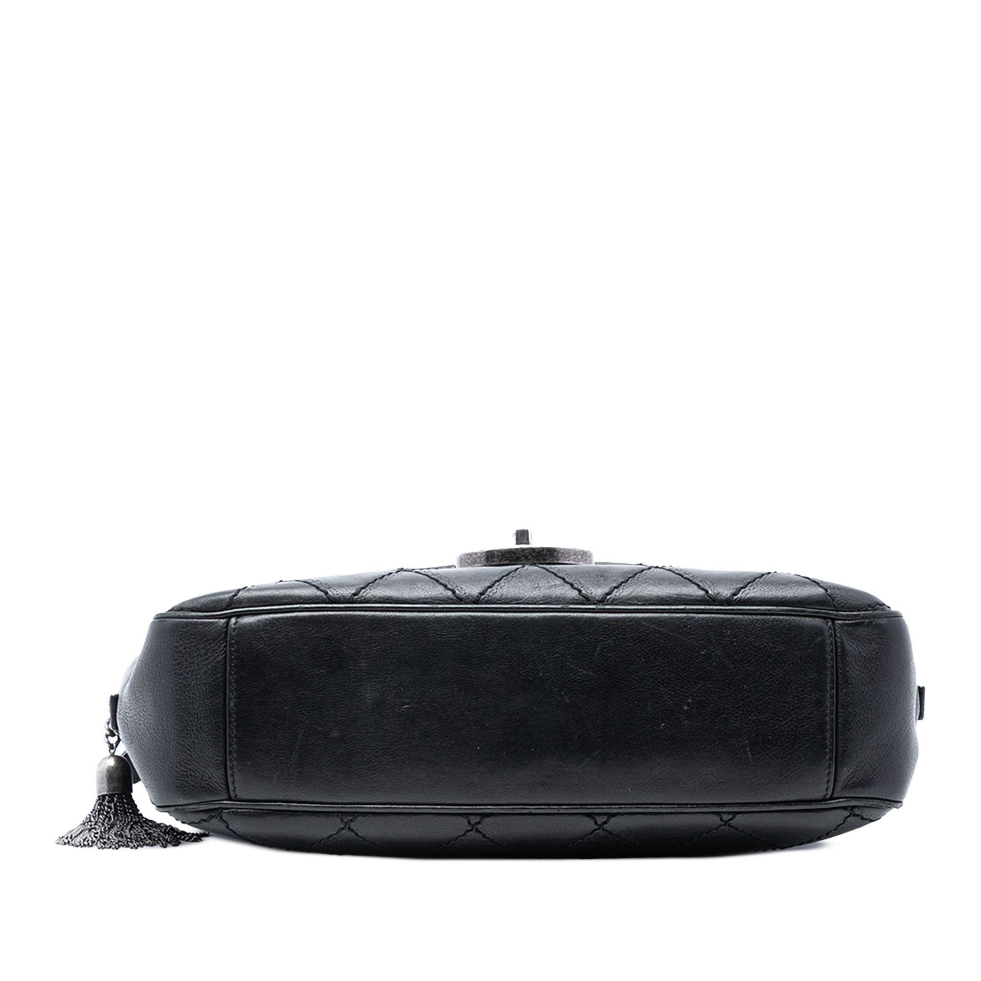 Chanel Chanel Paris Edinburgh Jumbo Quilted Calfskin Coco Sporran Flap Size ONE SIZE - 3 Thumbnail