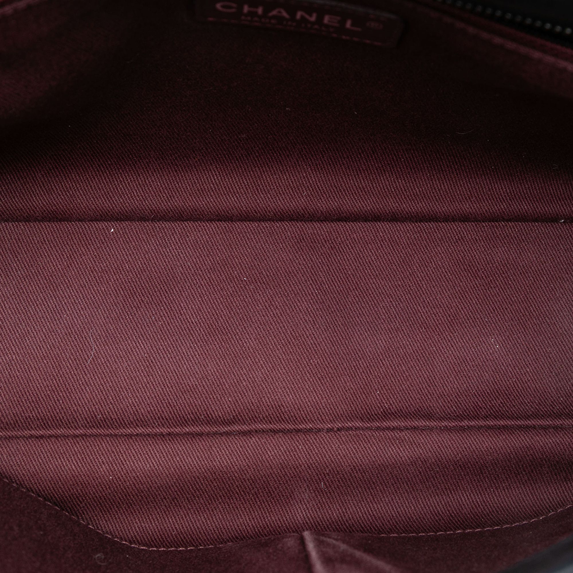 Chanel Chanel Paris Edinburgh Jumbo Quilted Calfskin Coco Sporran Flap Size ONE SIZE - 4 Thumbnail